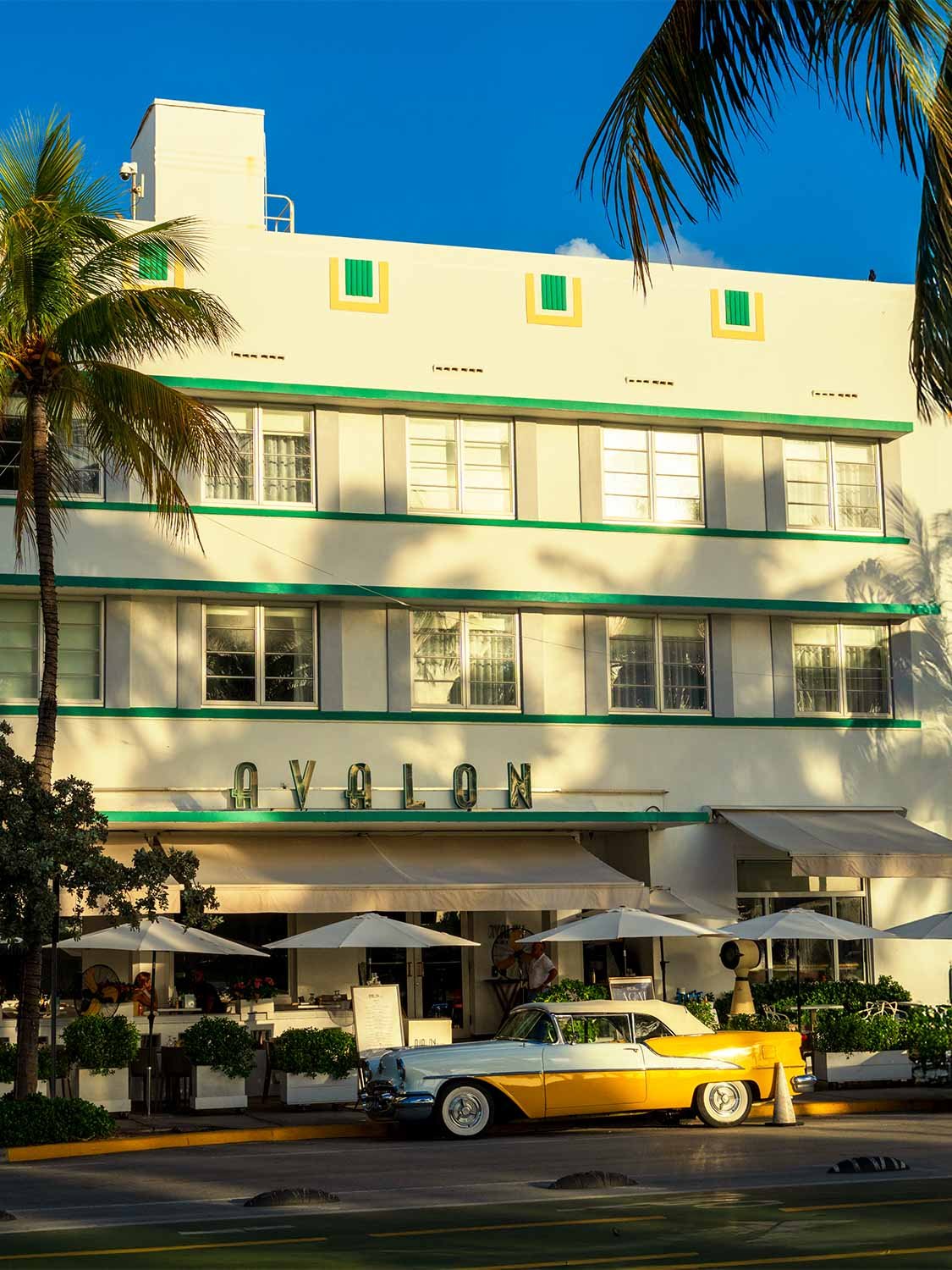 Avalon Hotel South Beach Art Deco architecture Ocean Drive Miami classic car retro travel destination