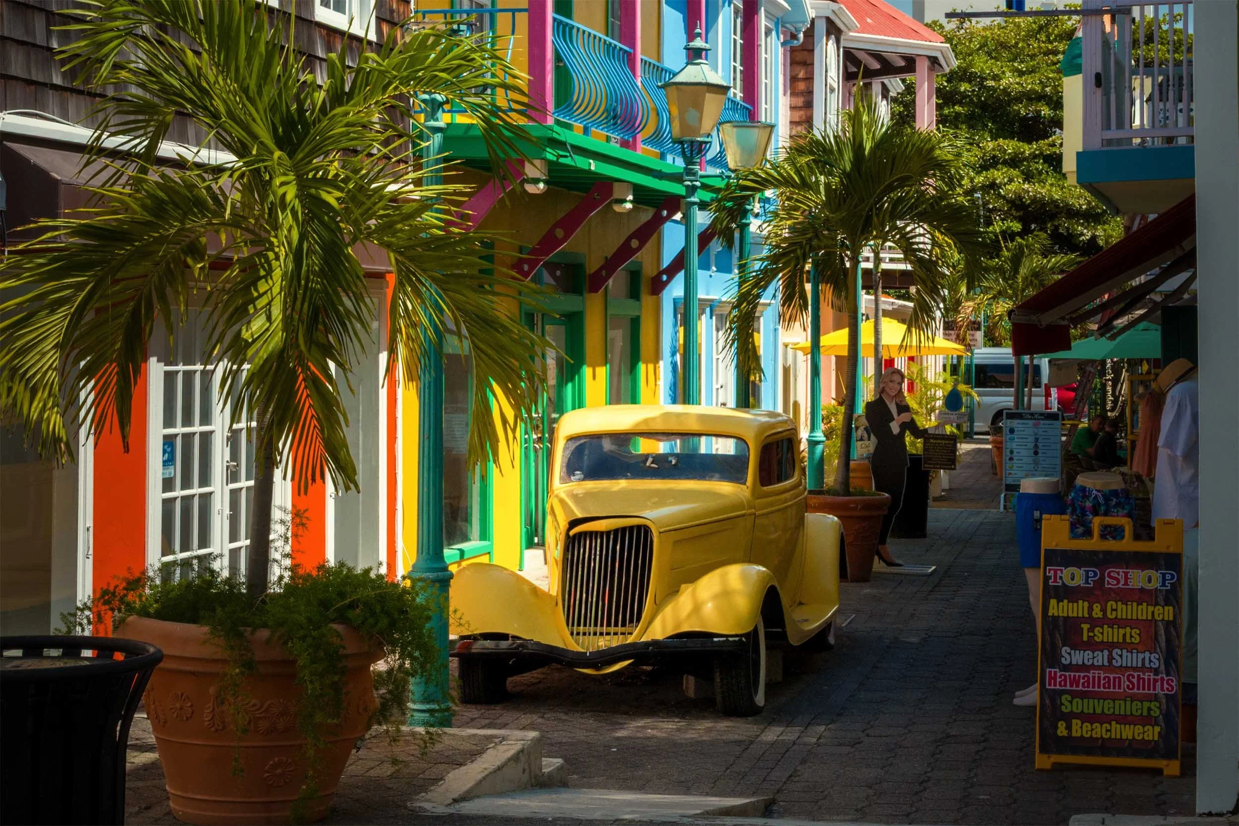 Classic car in Philipsburg Sint Maarten