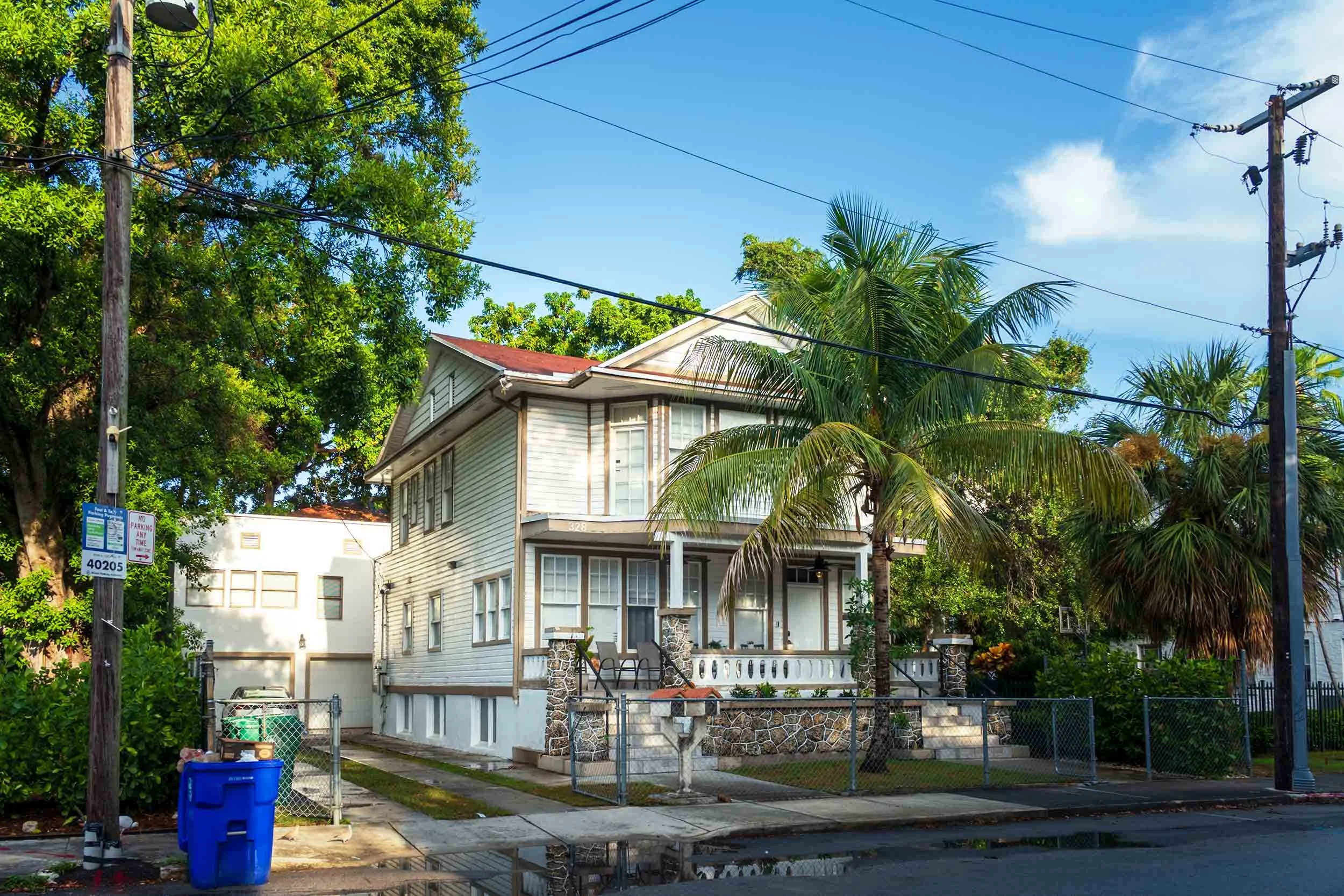 Frame Vernacular wood house in the Lummus Park district