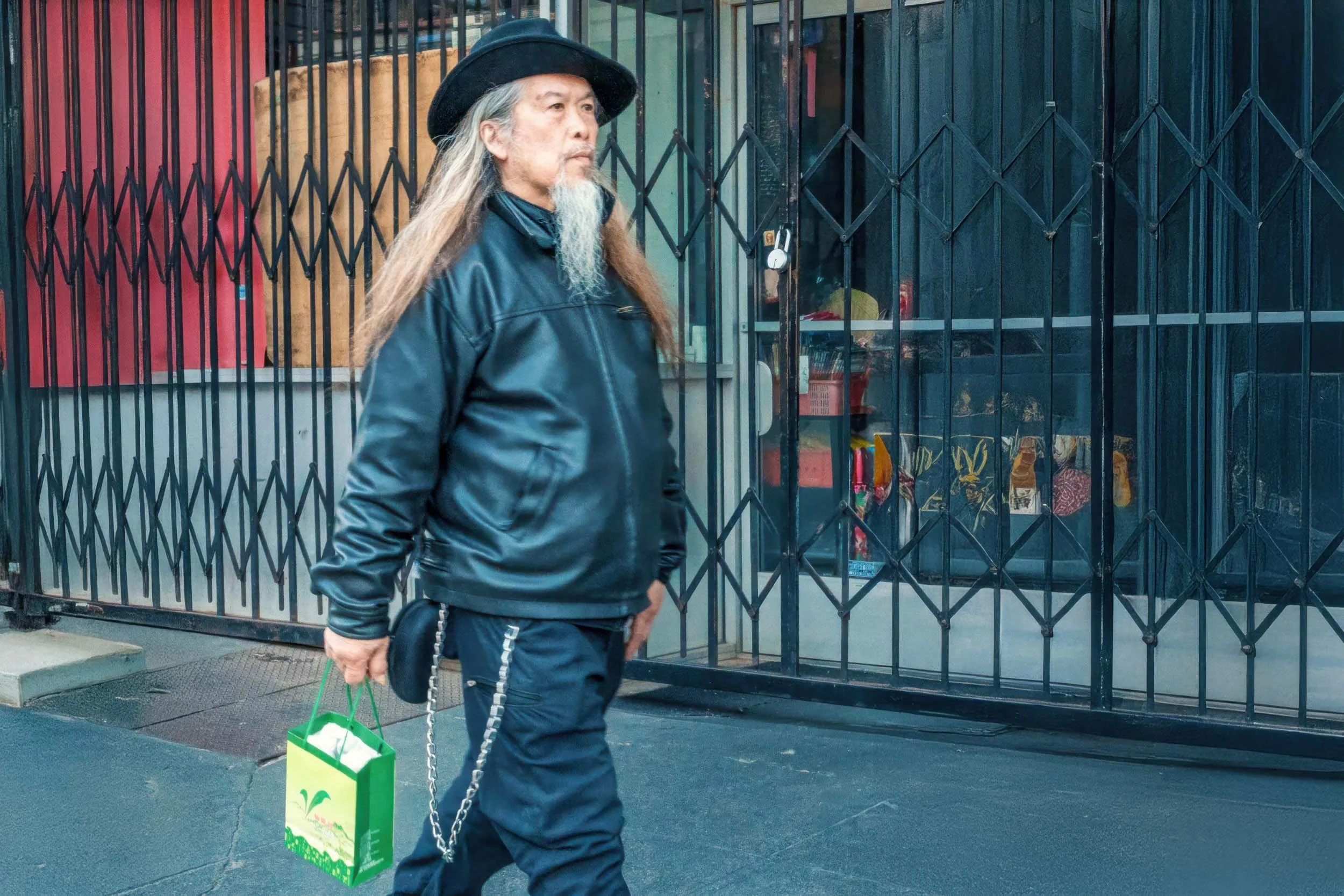 Street photography in Chinatown San Fransisco