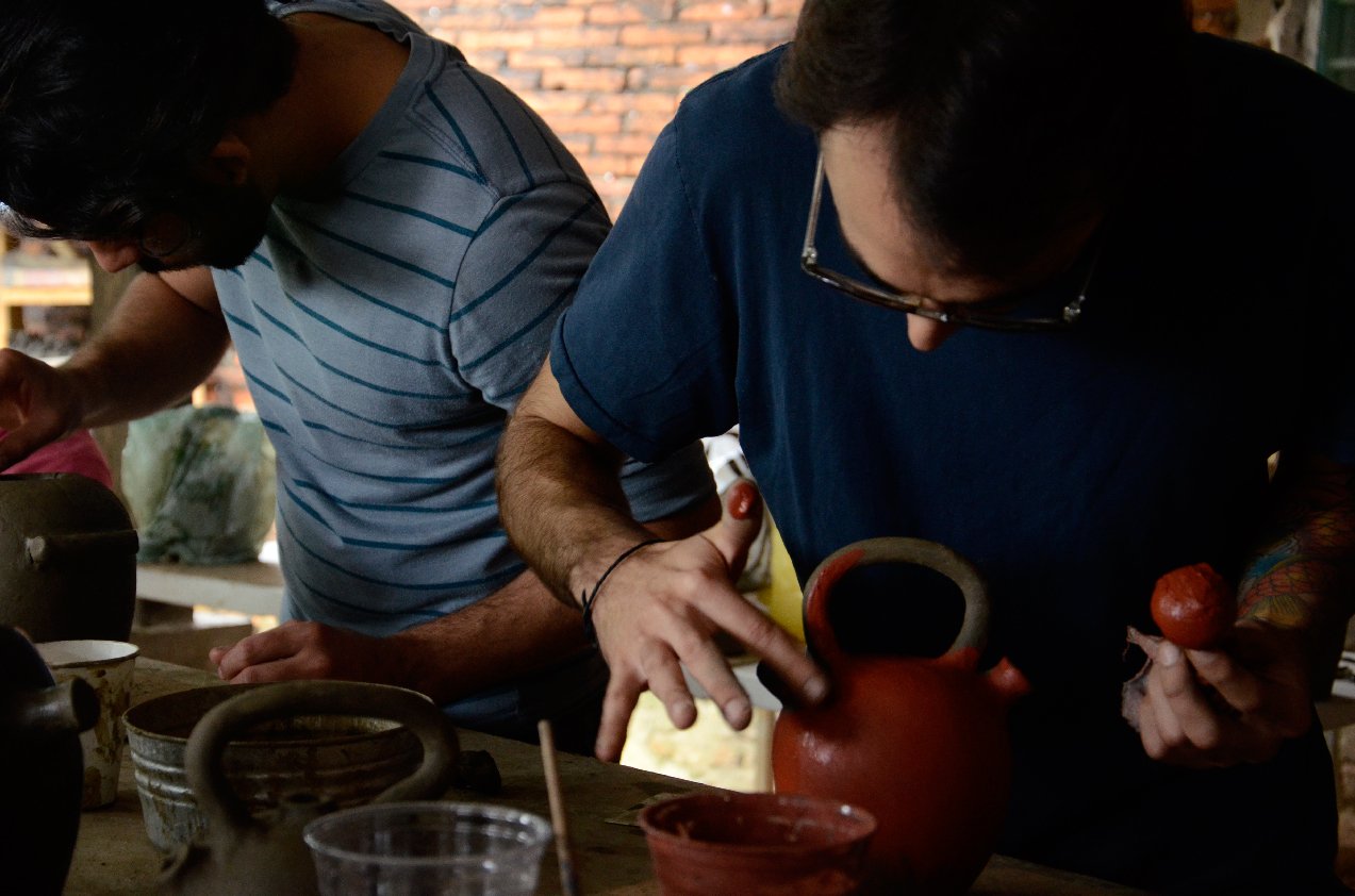 Gerardo and Alejandro giving some last minute touches.