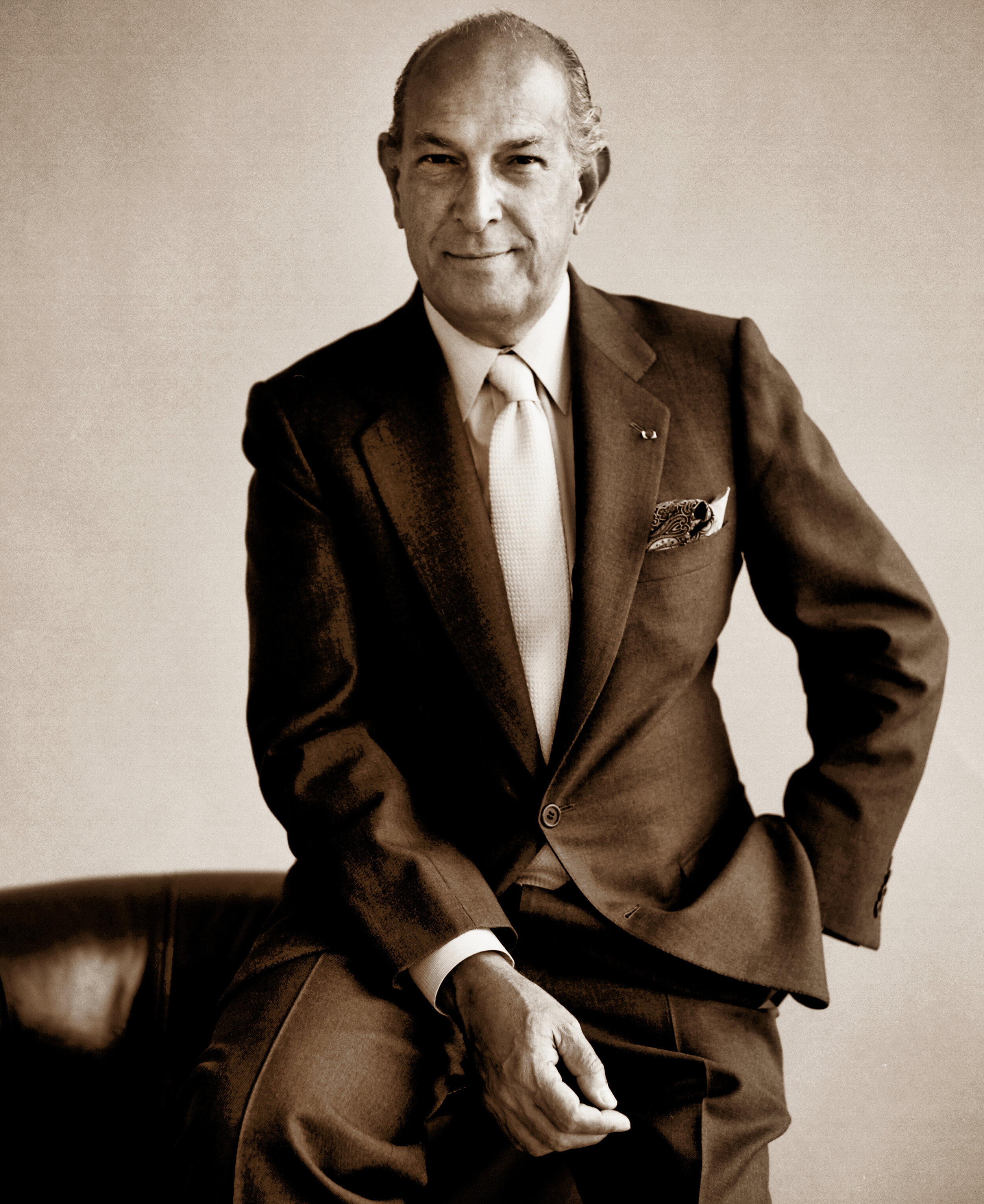 Oscar de La Renta, Fashion designer
