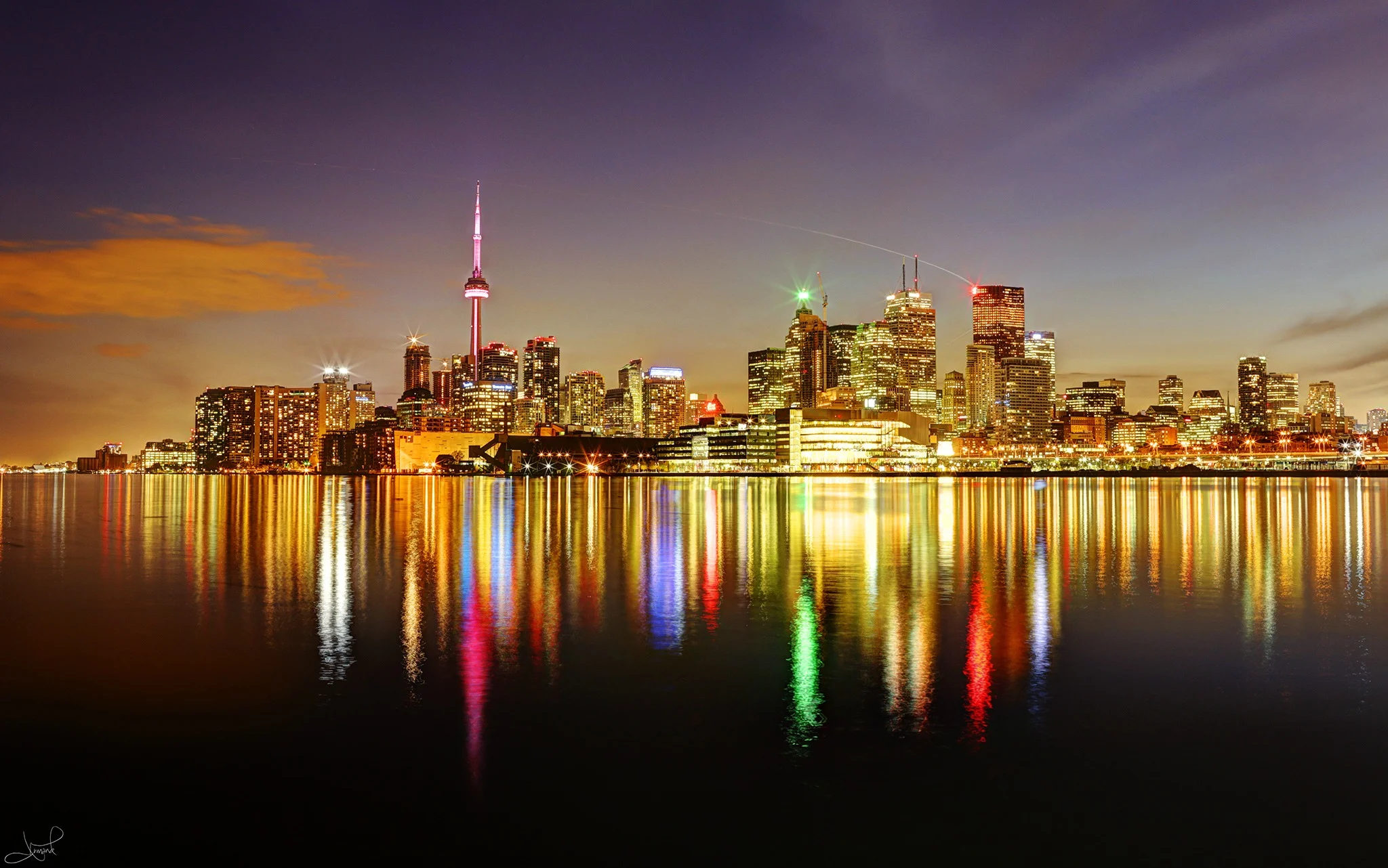 Toronto_Skyline_May_2013.jpg