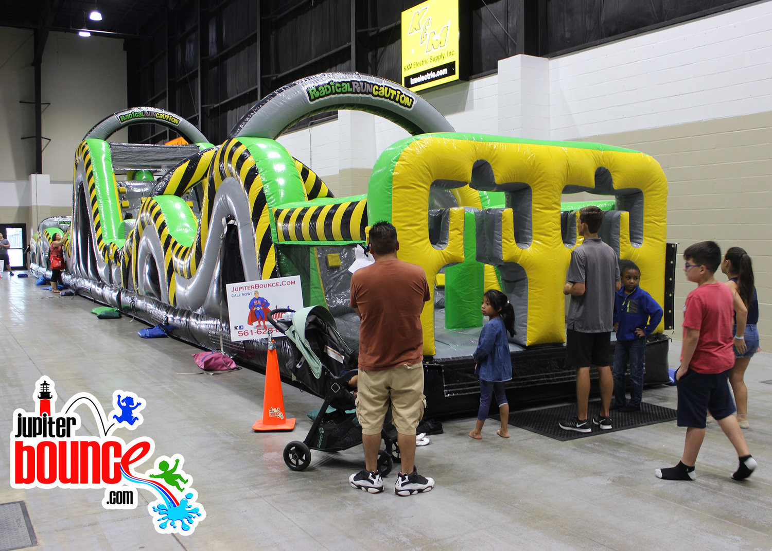 radicalrunobstaclecourse-stuartphotobooth-hobesoundmagician-westpalmbeachballoonartist.jpg