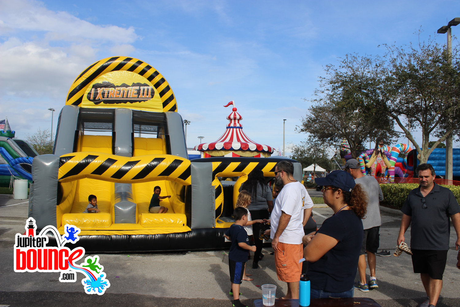 extremerush-jupiterbouncehouserental-westpalmbeachphotobooth-stuartwaterslide.jpg
