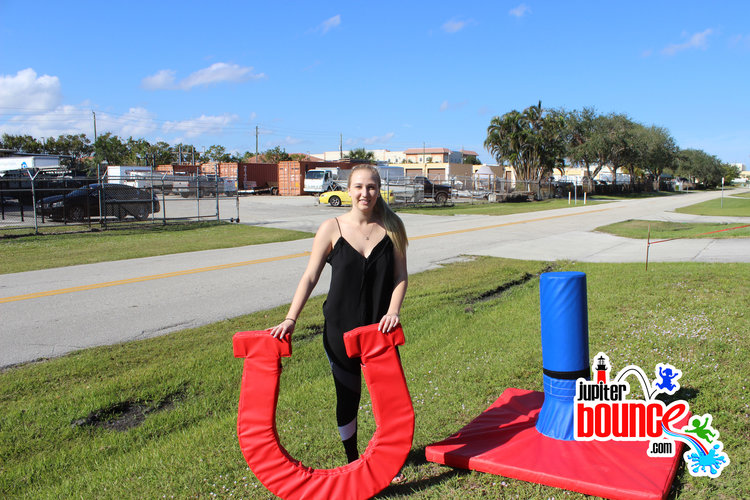 gianthorseshoe-jupiterbounce-westpalmbeach-indiantown-stuart-hobesound-rockwall-eurobungee.jpg