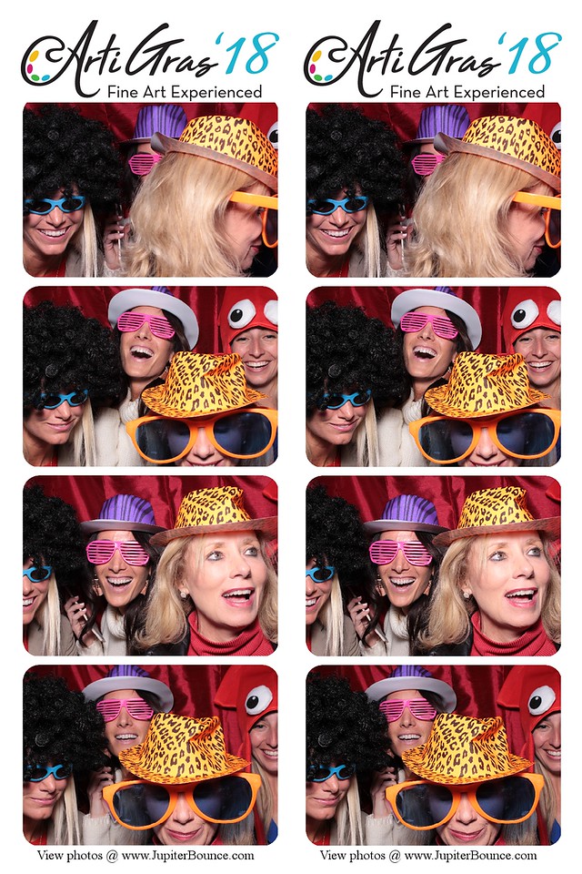 photobooth-jupiterbounce-palmbeachgardenswedding-junobeachevents-stuart-portstlucie-indiantown.jpg