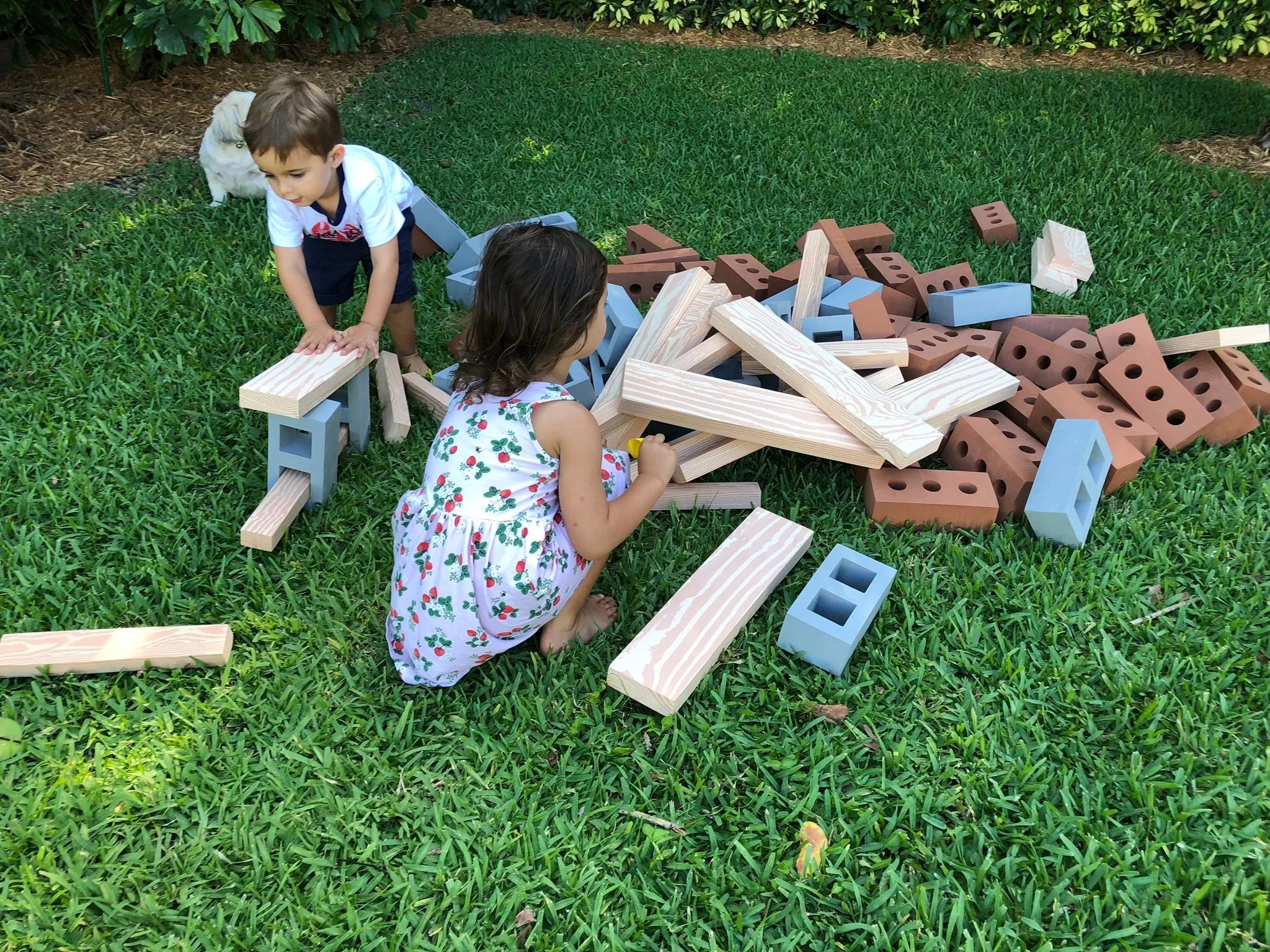 foamconstructionset-jupiterbounce-westpalmbeach-gardensmall-tequesta-3natives-abacoa-rogerdeanchevroletstadium.jpg