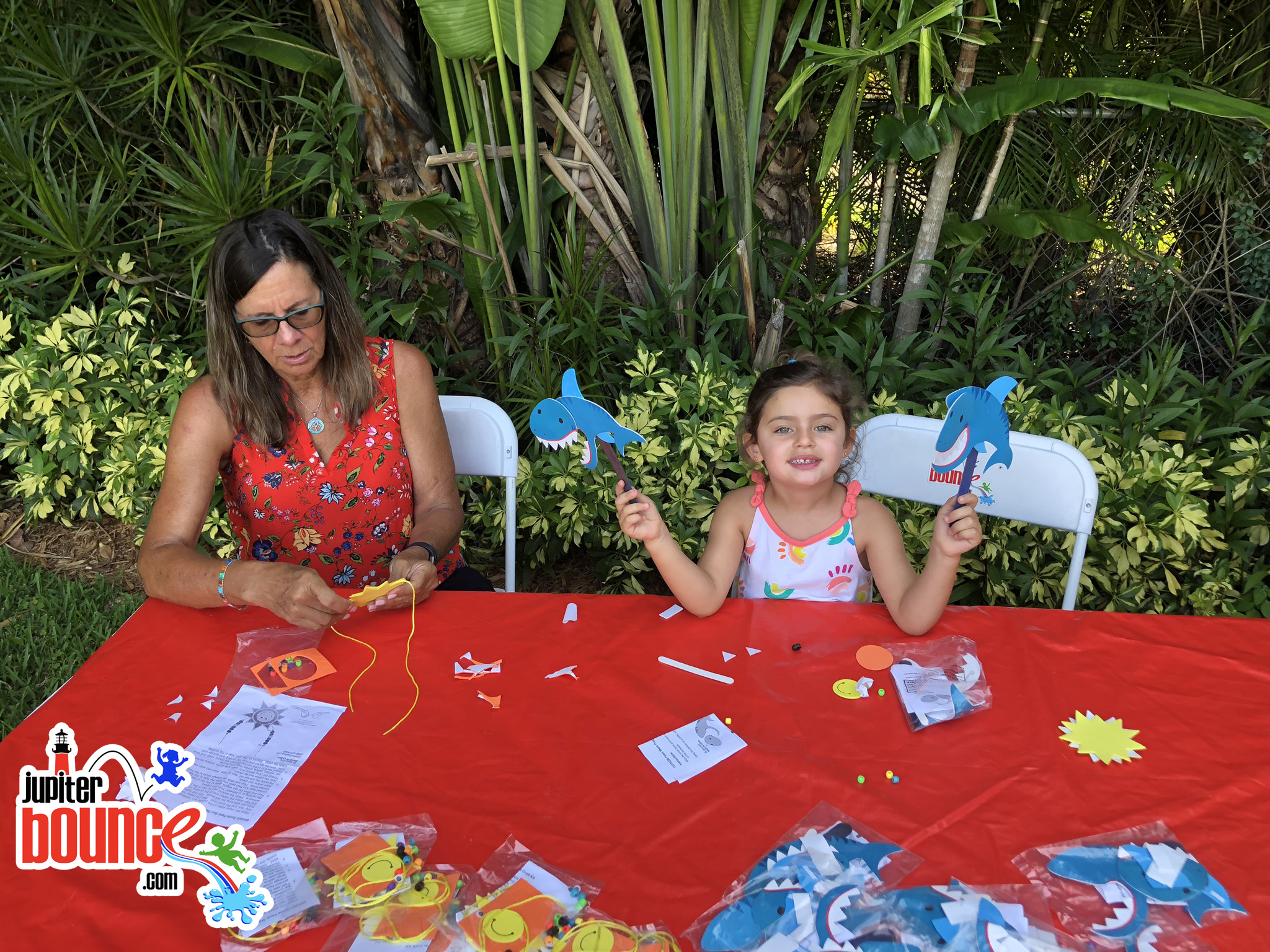artsandcraftstable-jupiterbounce-stuart-westpalmbeach-loxahatchee-buschwildlife-palmbeachzoo-southfloridasciencecenter.jpg