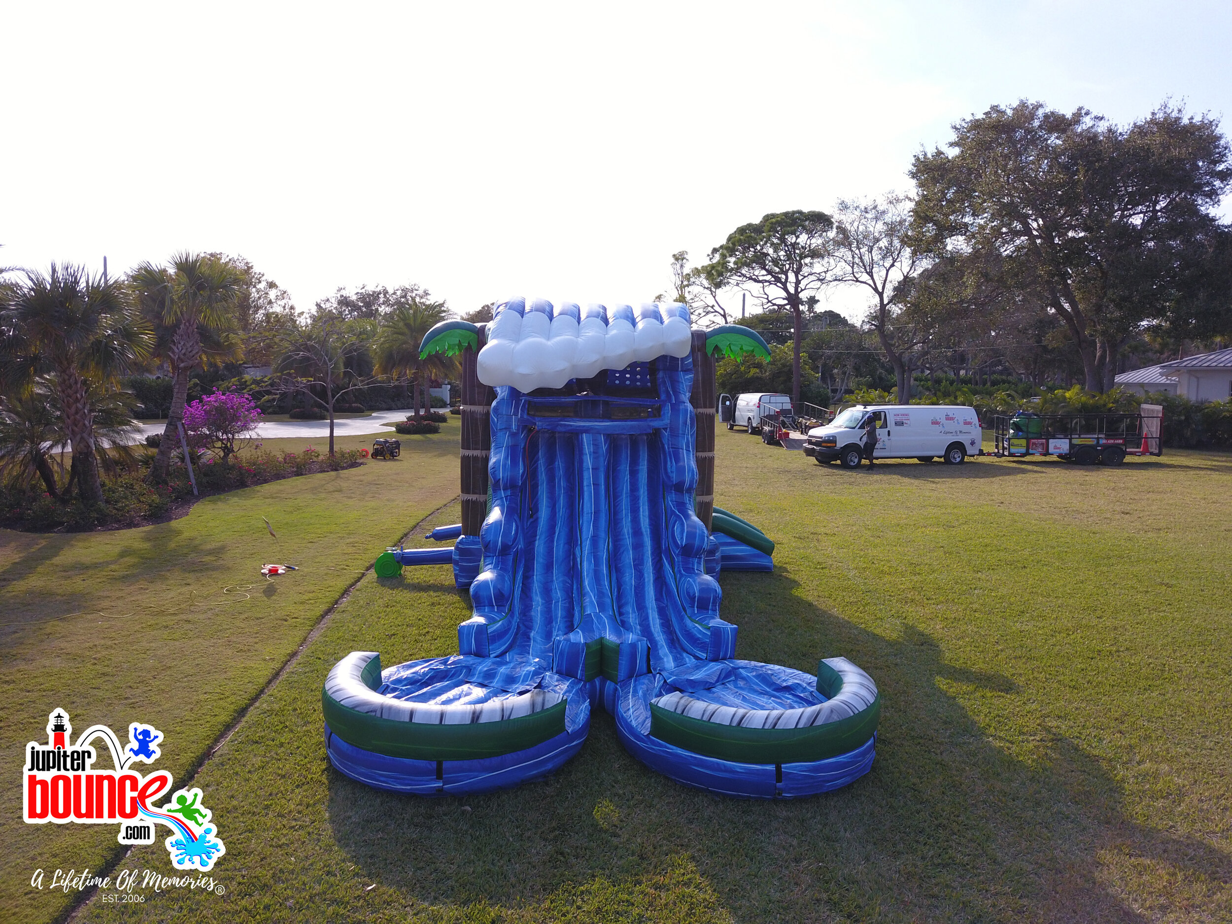 palmspringscombo-jupiterbouncehouse-waterslide-adultparty-southfloridaevents-mybouncehouseguy-fallfestival-springcarnival-abacoaevents-tequestabirthdayparty-balloonartist.jpg