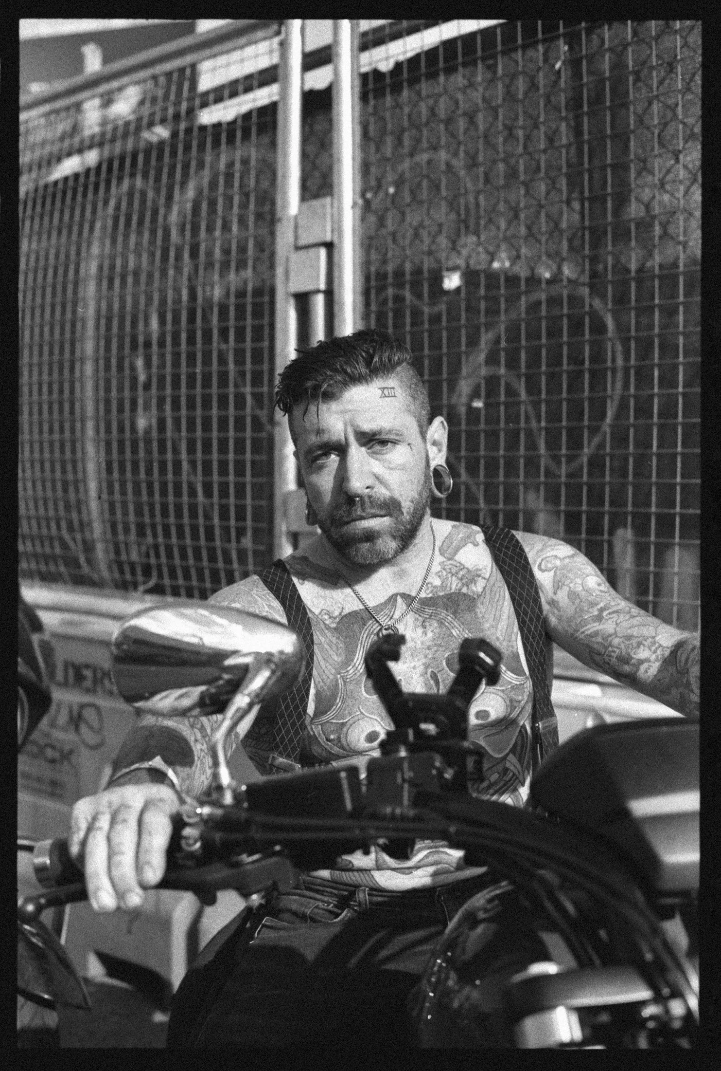 IndianLarry_35mm_020_01.jpg