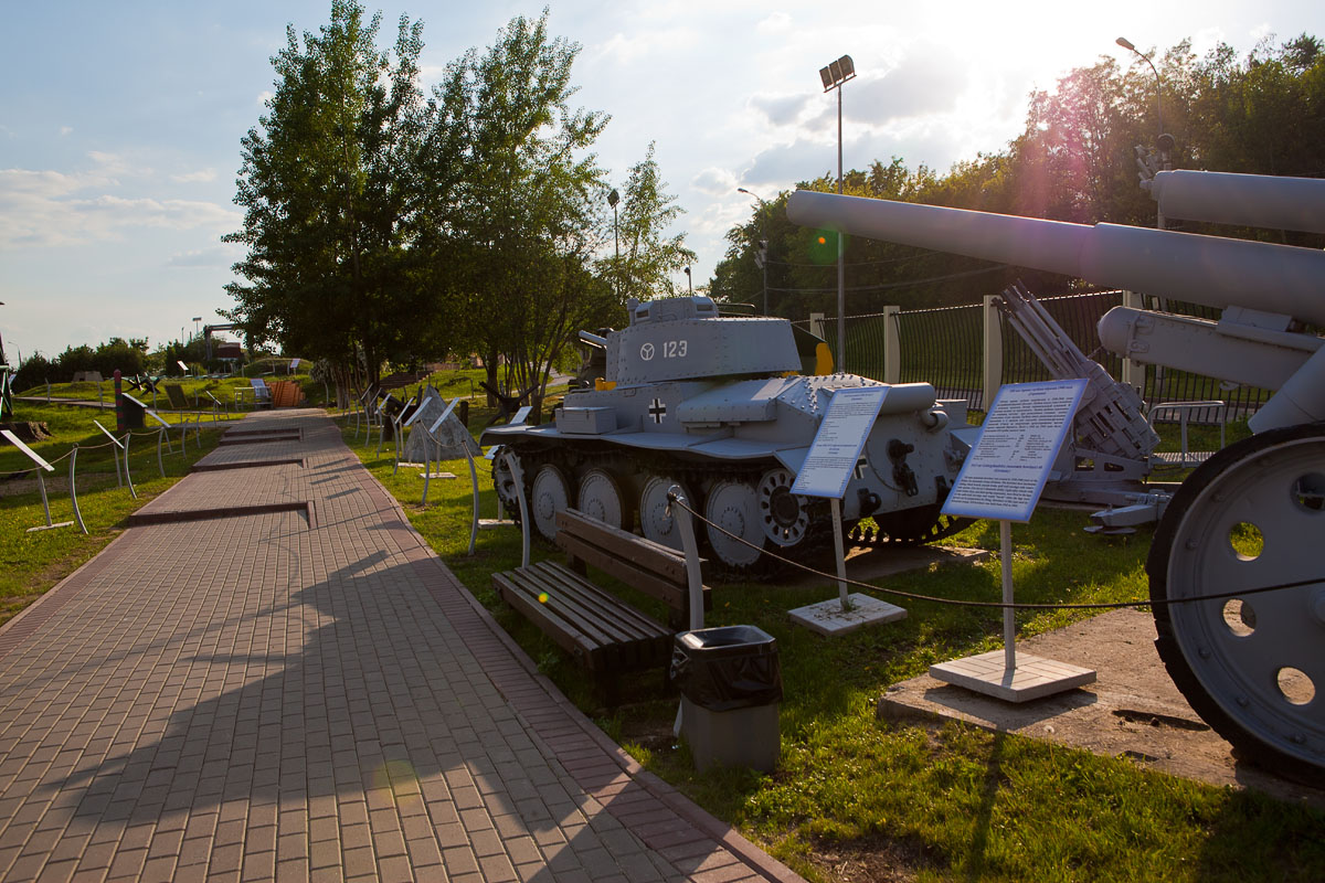 IMG_8295_w01.jpg