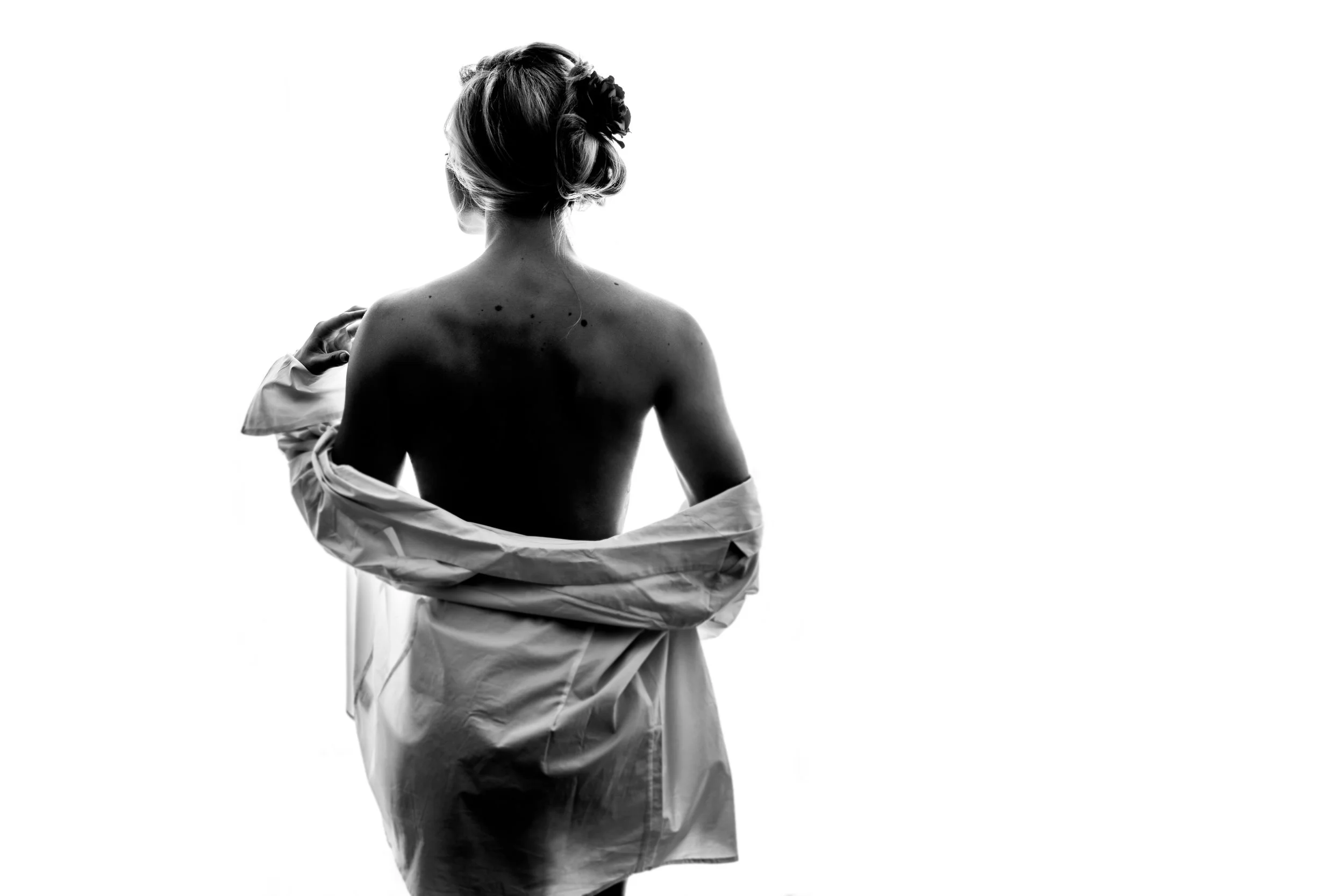 White-Shirt-Halle-Back.jpg