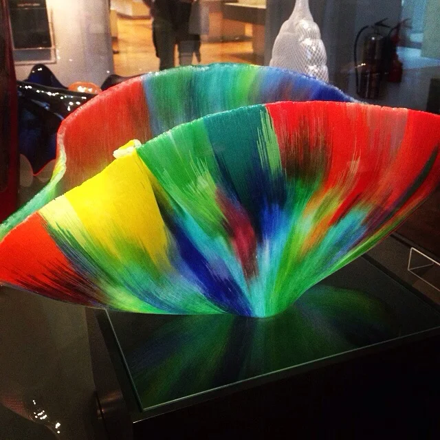 Glass bowl