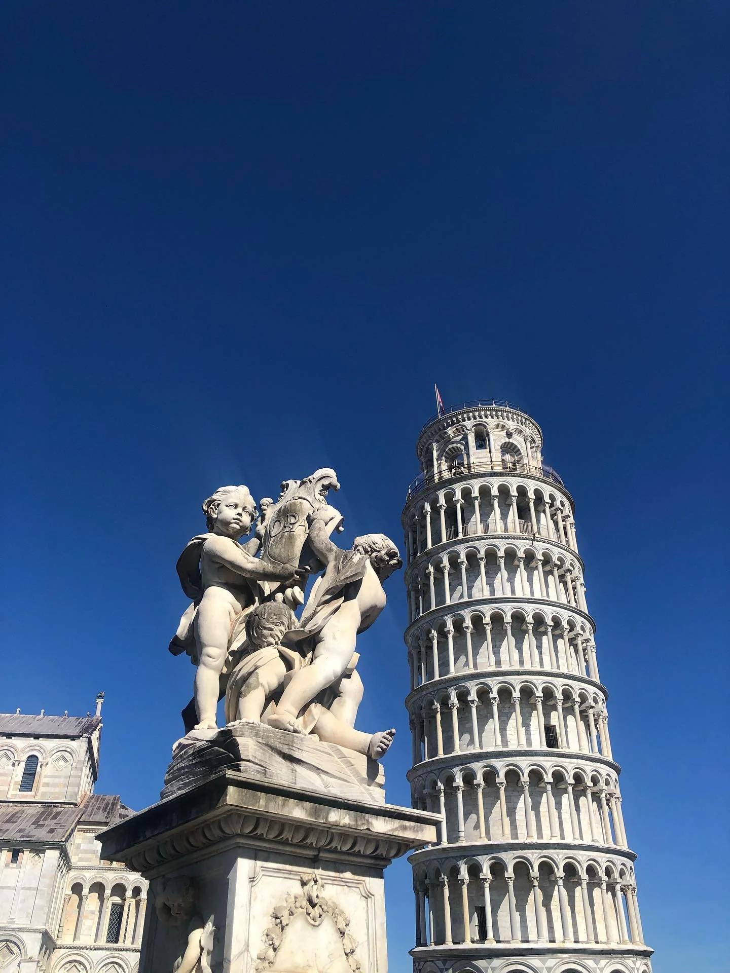 Some of my holiday snaps from Pisa &amp; Florence. 

[I do love a good bargain but I think this was my best yet, &pound;20 return flight and free accommodation 🇮🇹 🍕]