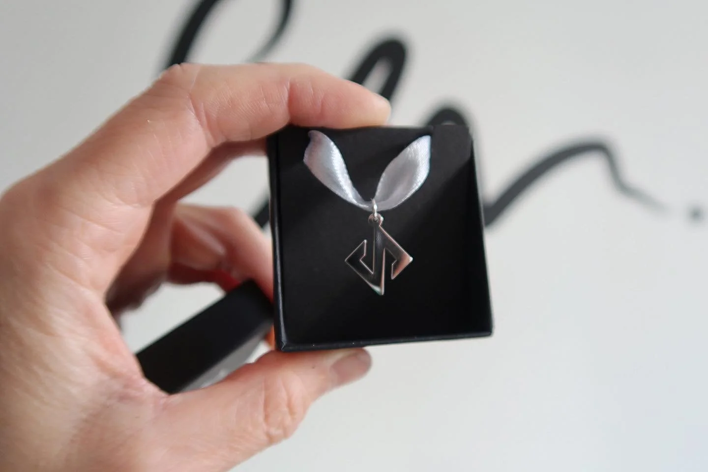 Custom men&rsquo;s pendent design in white gold, it&rsquo;s the initials JP. I came up with quite a few different designs to choose from, we settled on a symmetrical one where it was not obvious to others it was initials. I wanted a really sharp fini