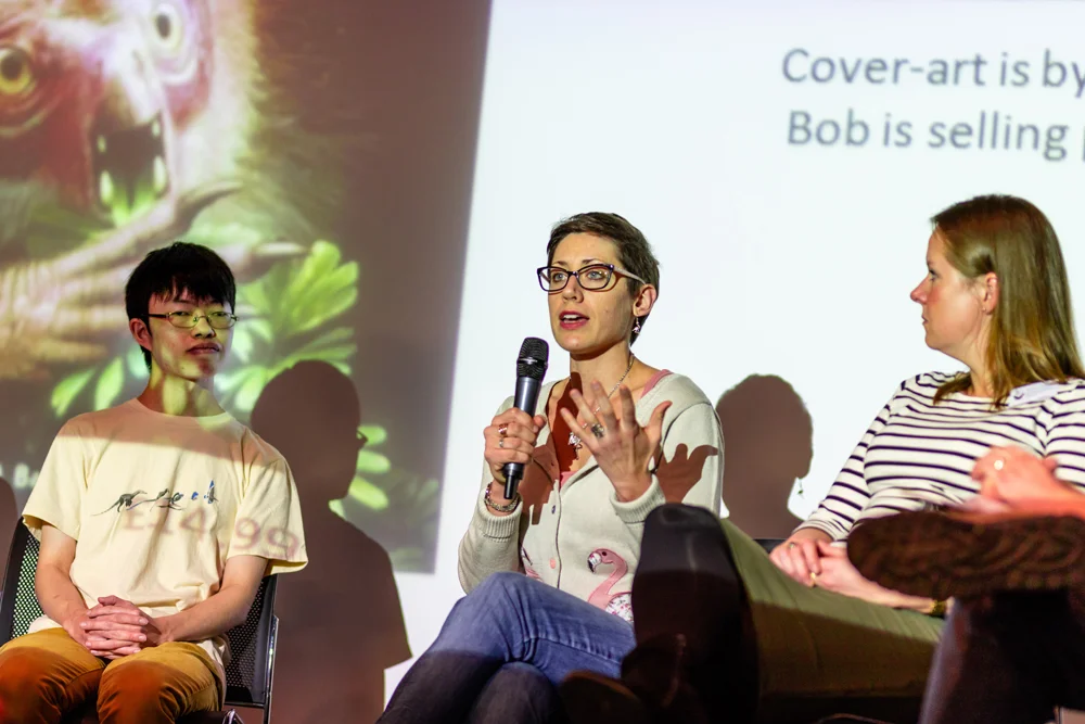 A scene from the bird evolution roundtable event. From left to right: Albert Chen, Caitlin Kight, Hanneke Meijer. Image: Xane/Michael Lesniowski.