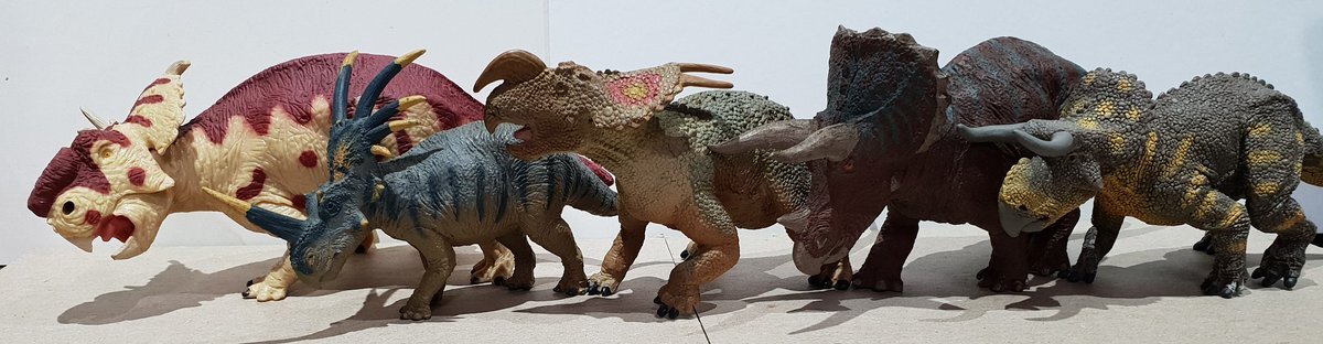 Deinotherium  3D Dinopedia