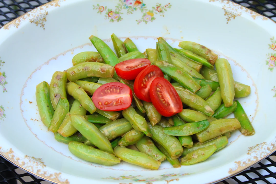 Sautéed Sugar Snap Peas with Lemon and Cream