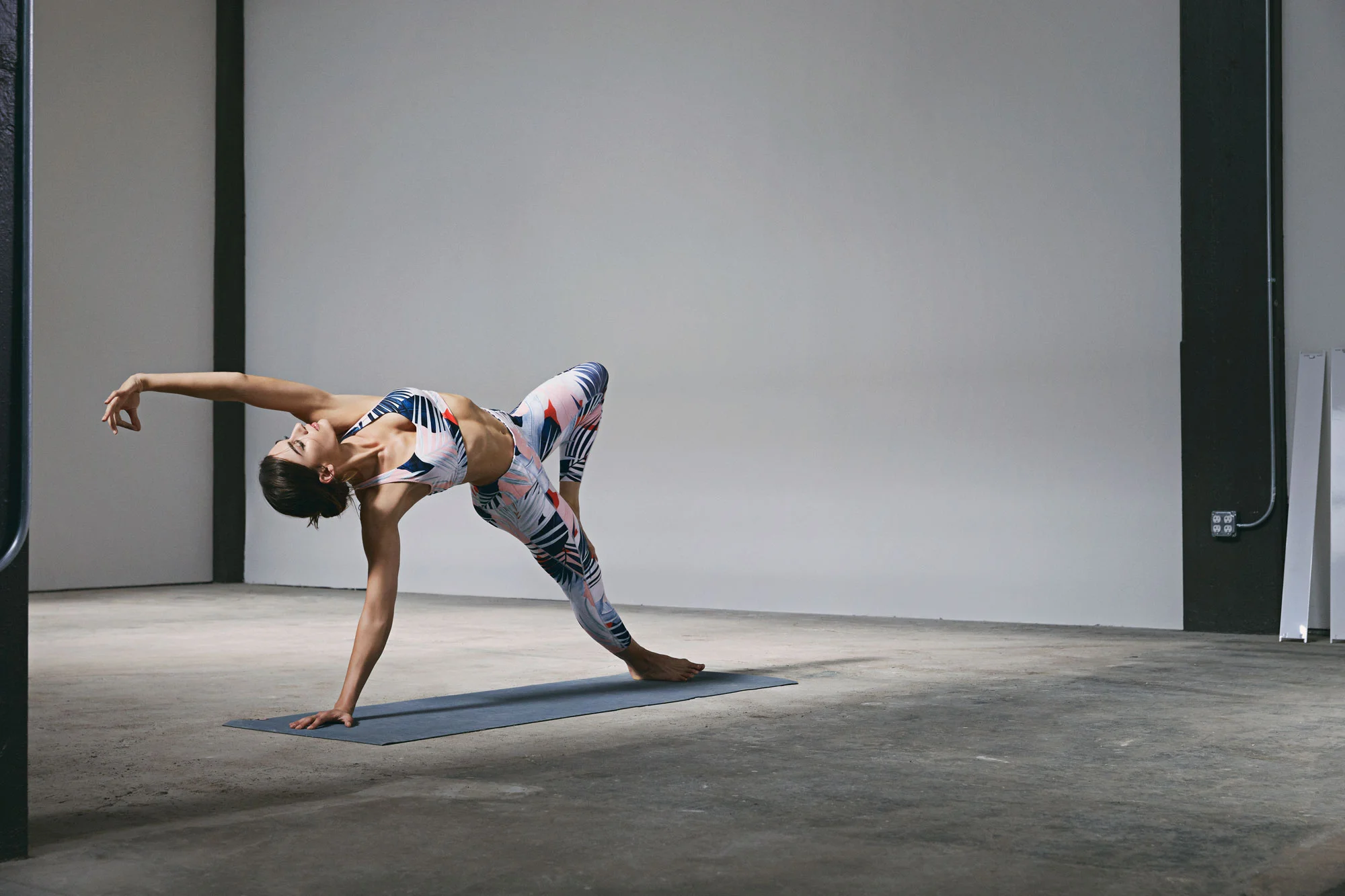 SPRING_FITNESS_PROMO_NICOLE_0143_RD2_FNL.jpg