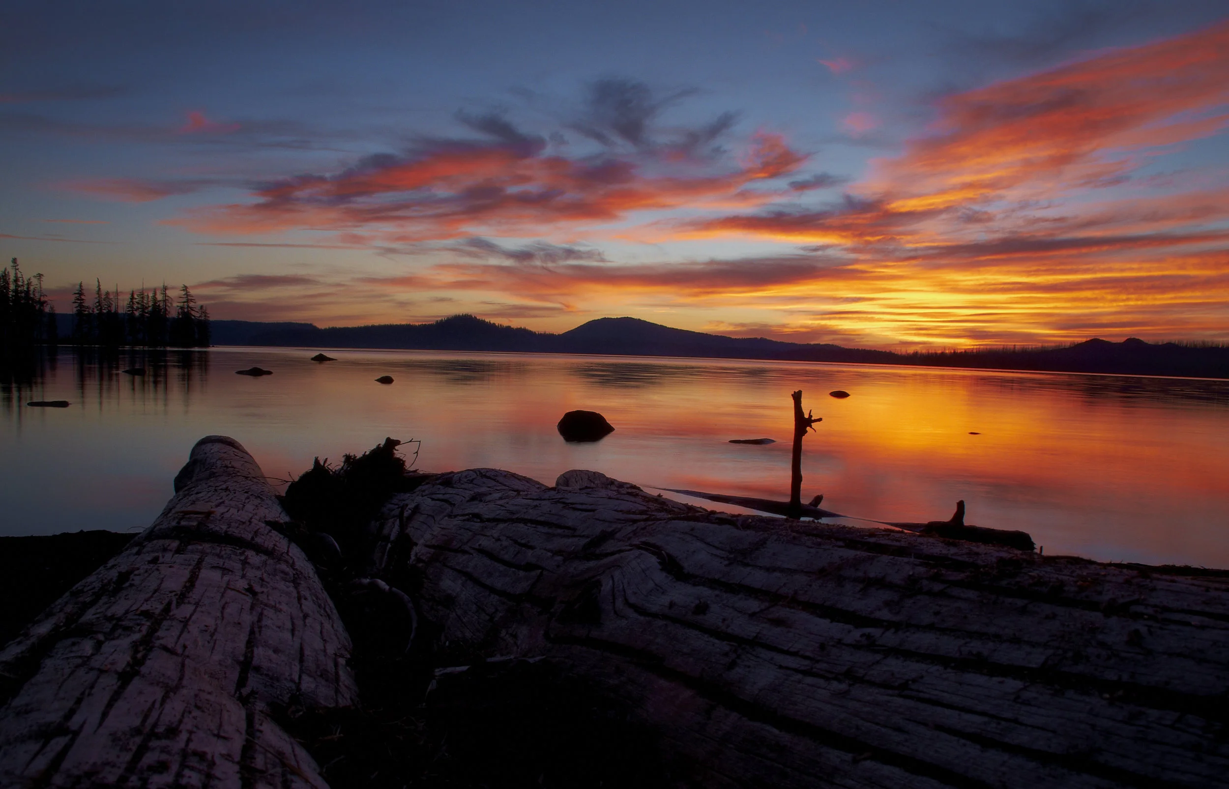 WaldoLakeSunset.jpg