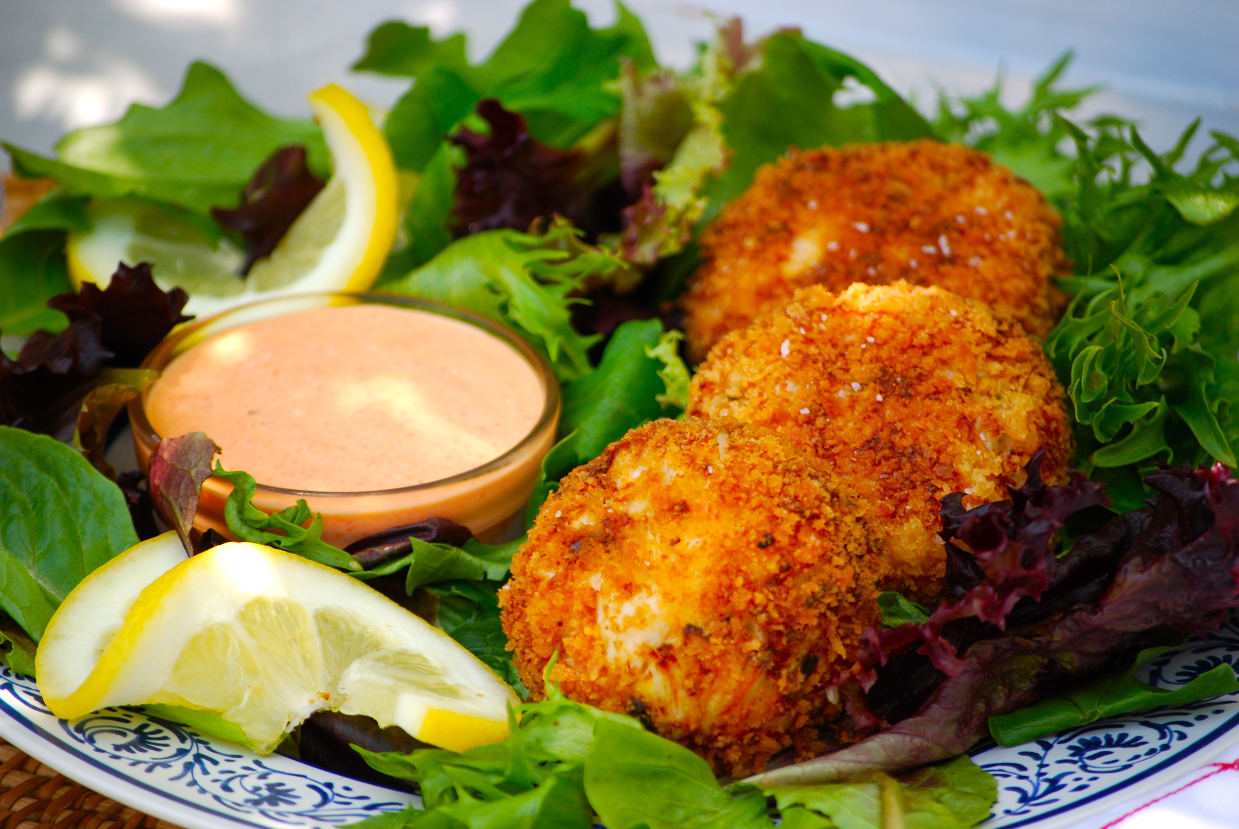 Crab Cakes with Roasted Red Pepper Dip