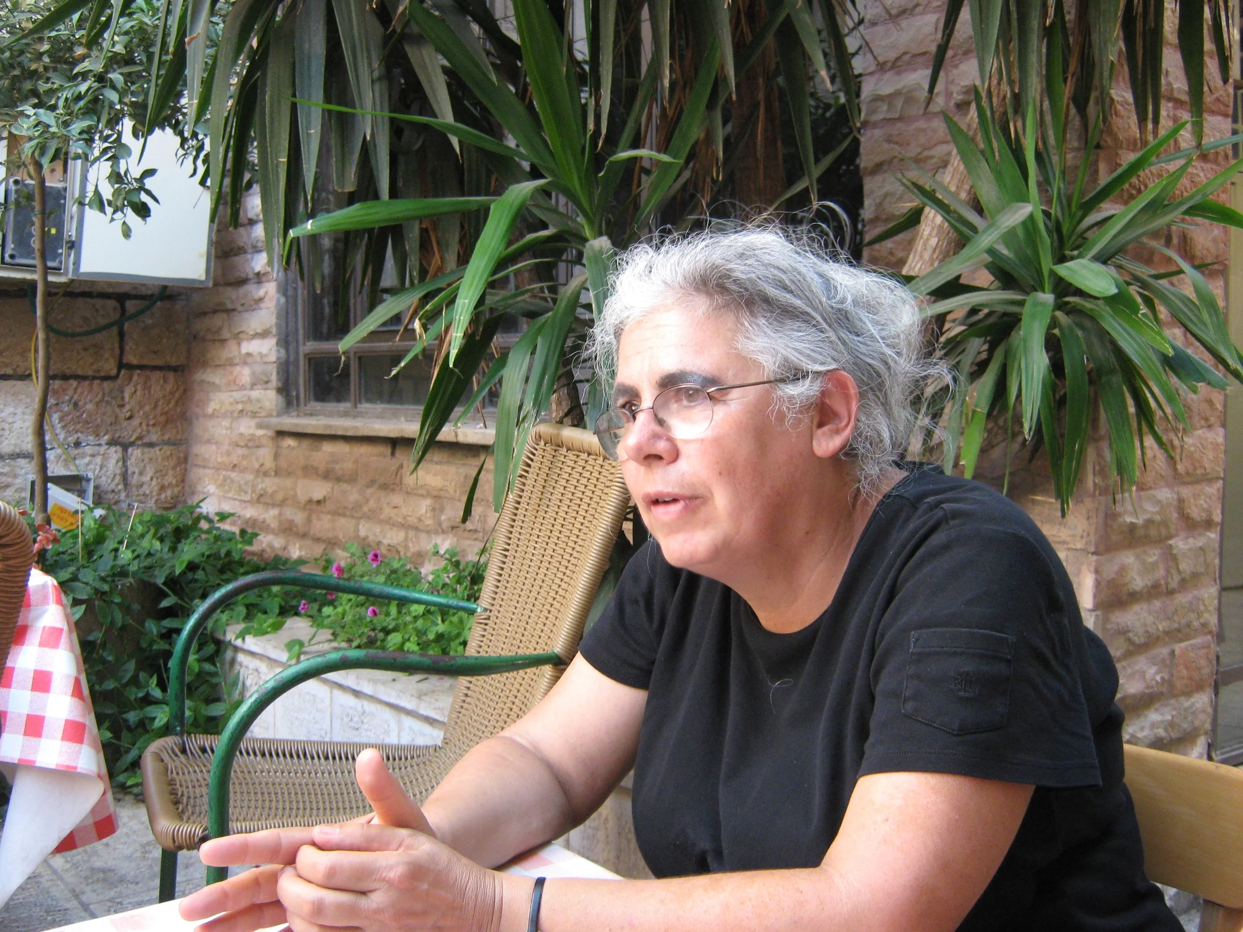 Naama Zahavi-Ely