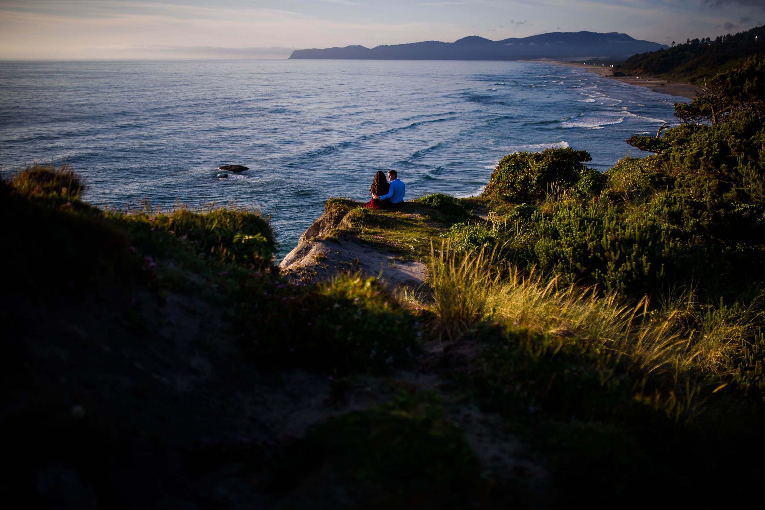 Cape Kiwanda Engagement Photos 12.jpg