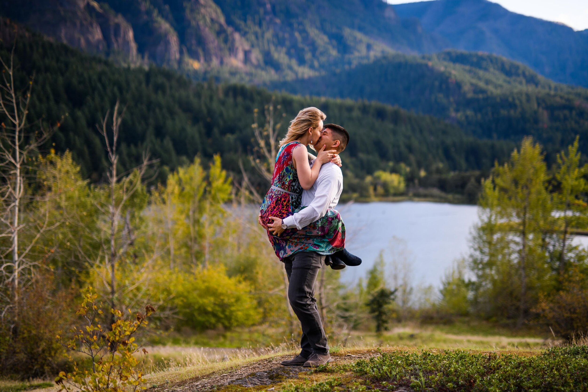 columbia river gorge engagement photos19.JPG