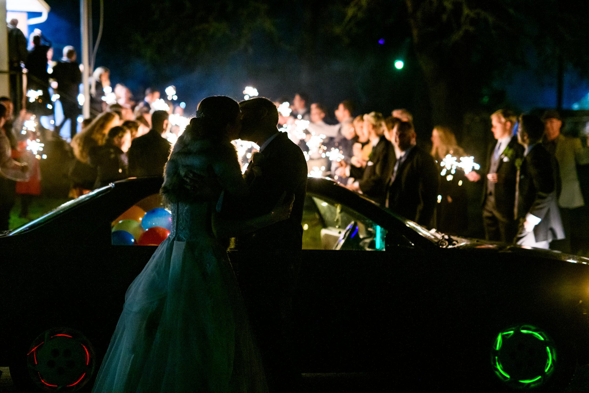 Eugene wedding photos in the rain, portland wedding photographer 83.jpg