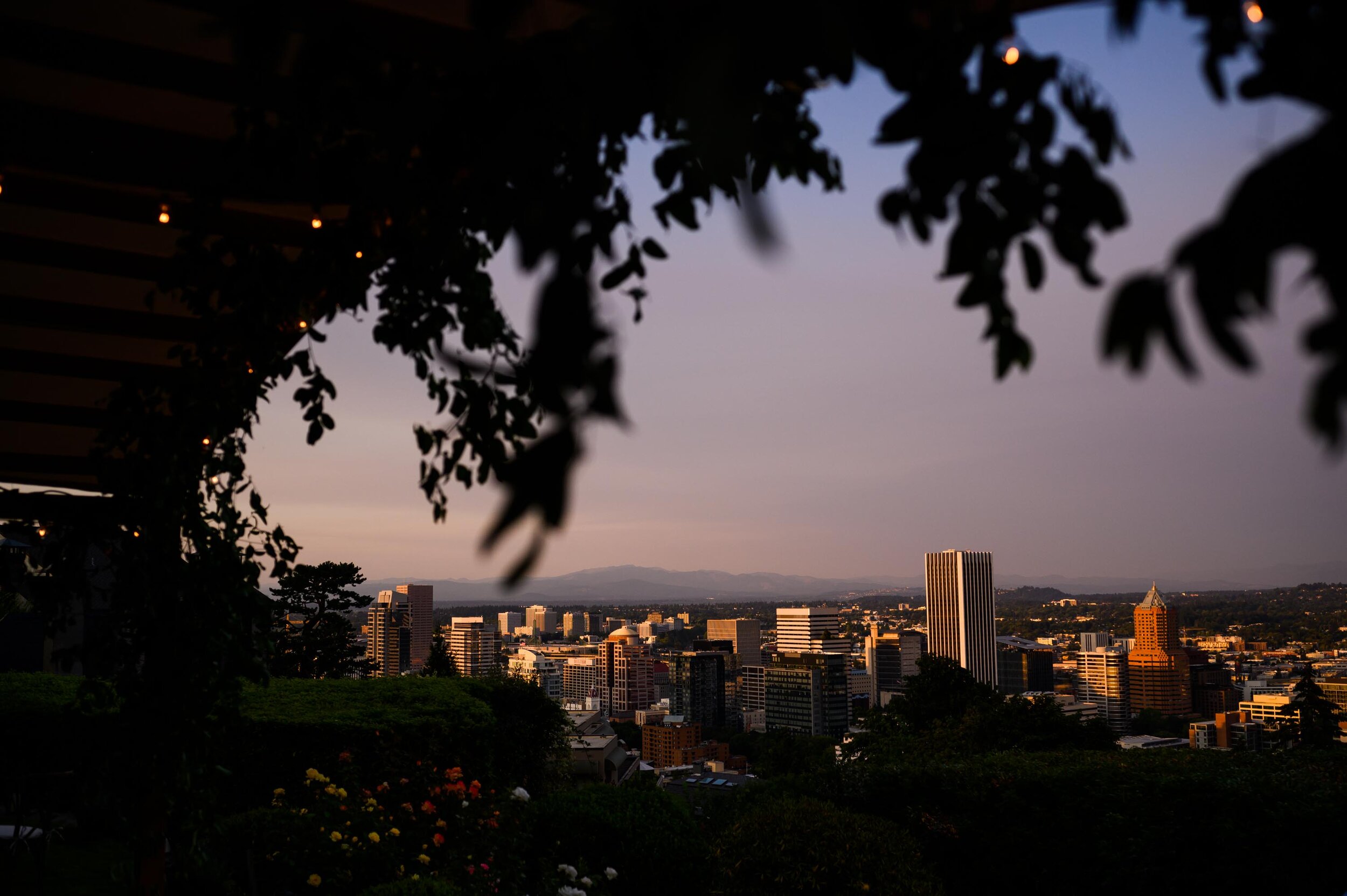 St Patricks Church Portland Wedding Photos, Heathman Hotel Getting ready91.jpg