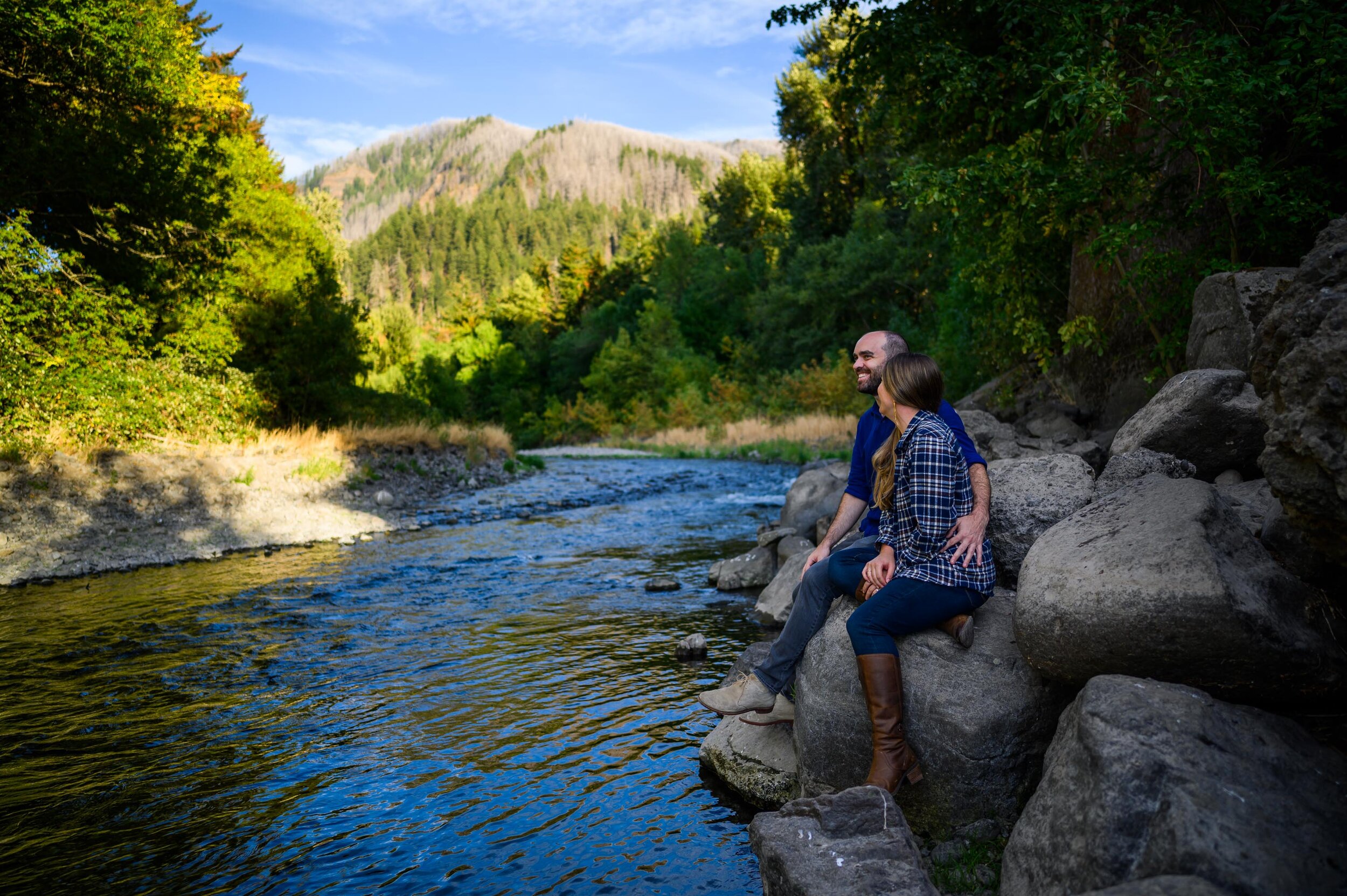 Columbia Gorge Engagment Photos 4.jpg