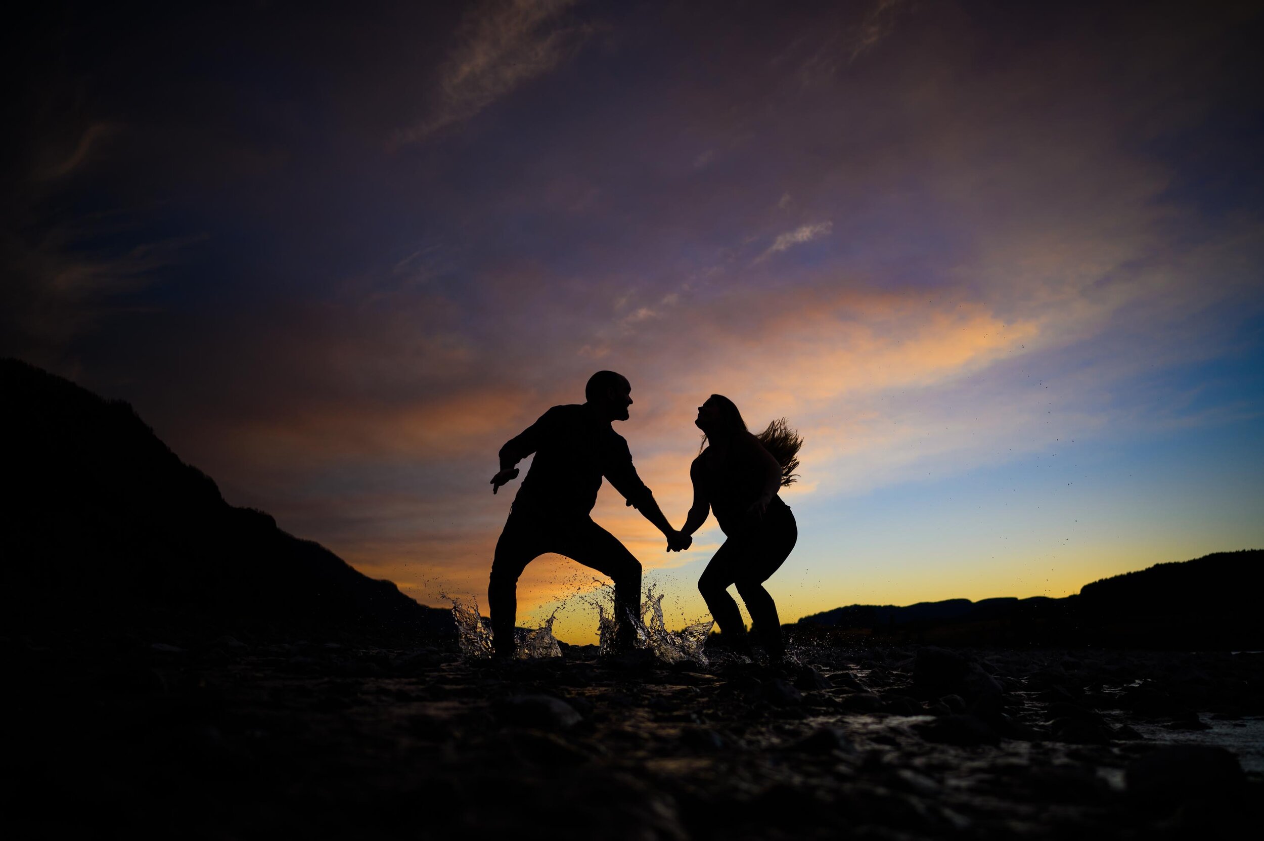 Columbia Gorge Engagment Photos 32.jpg