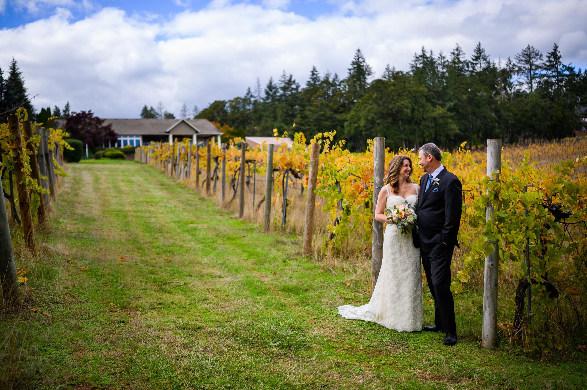 Beckenridge Vineyard Wedding Photos 30.jpg