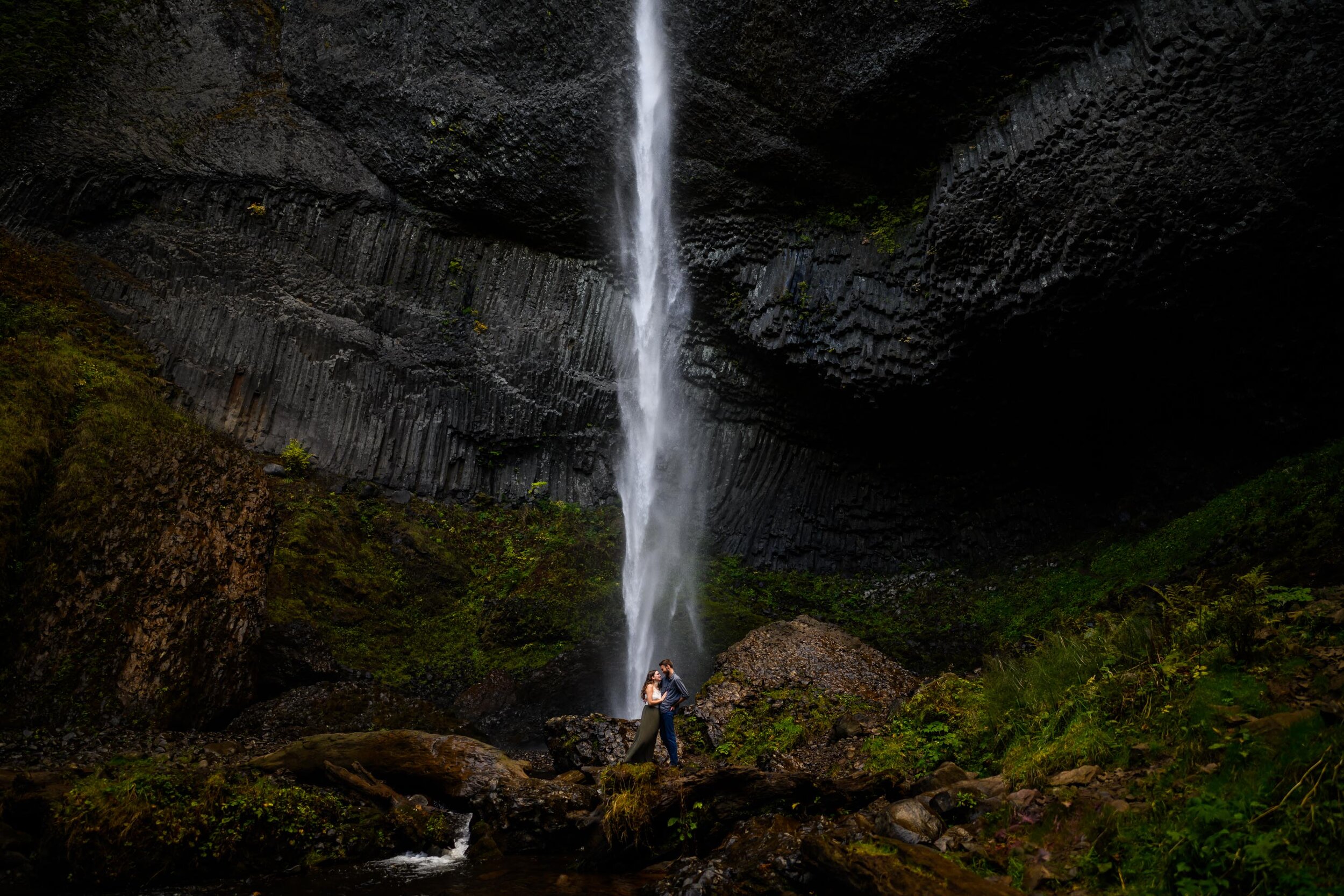 ladies forum, Latourell Falls engagement photos 18.jpg