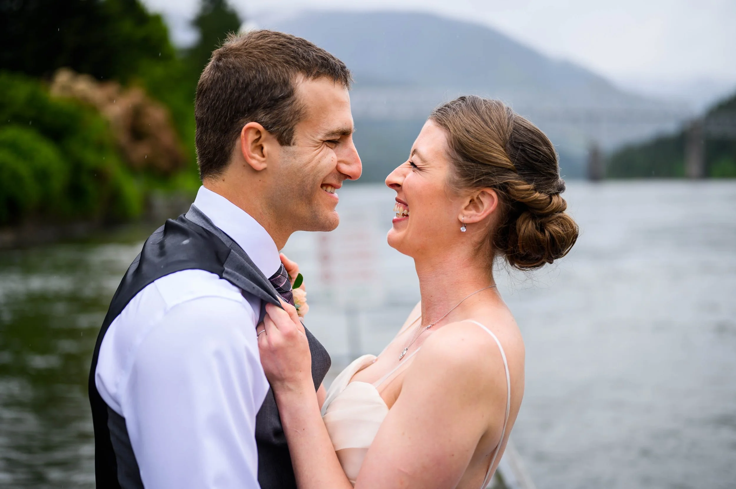 Thunder Island Wedding Photos The gorge Wedding 35.JPG