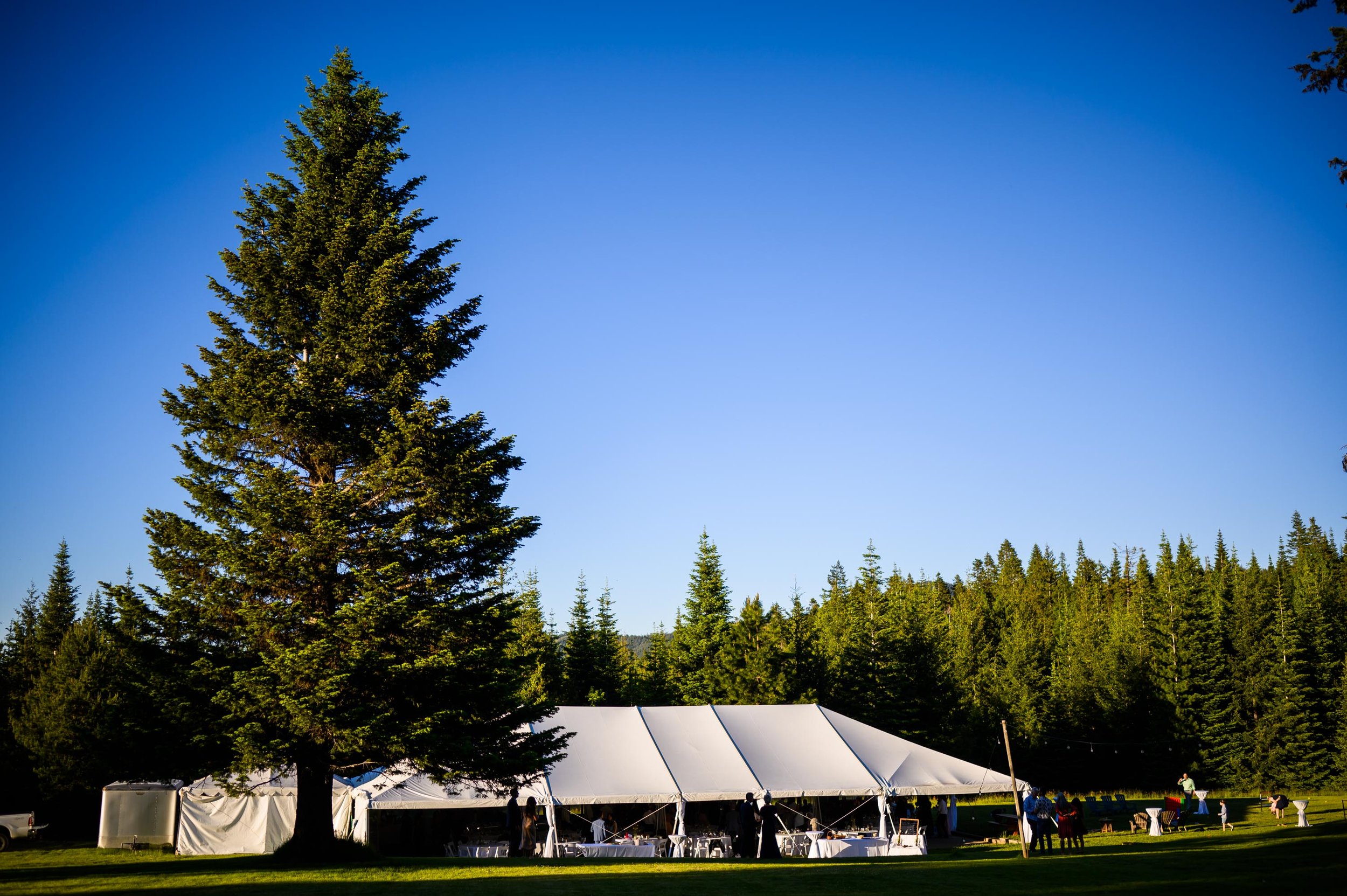 cooper spur mountain resort wedding photos, mt hood ski bowl 106.JPG