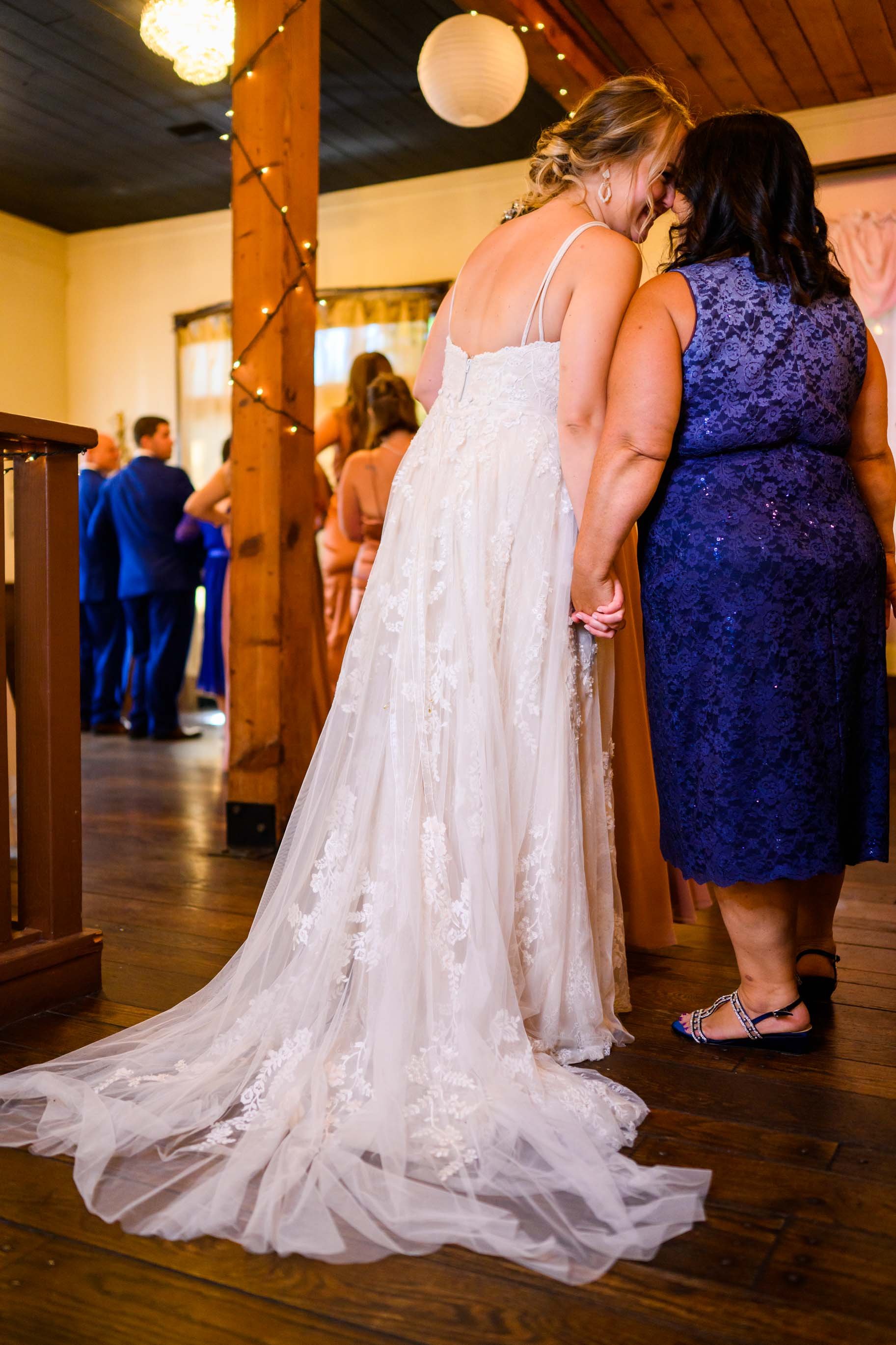 troutdale house wedding photo 36.JPG