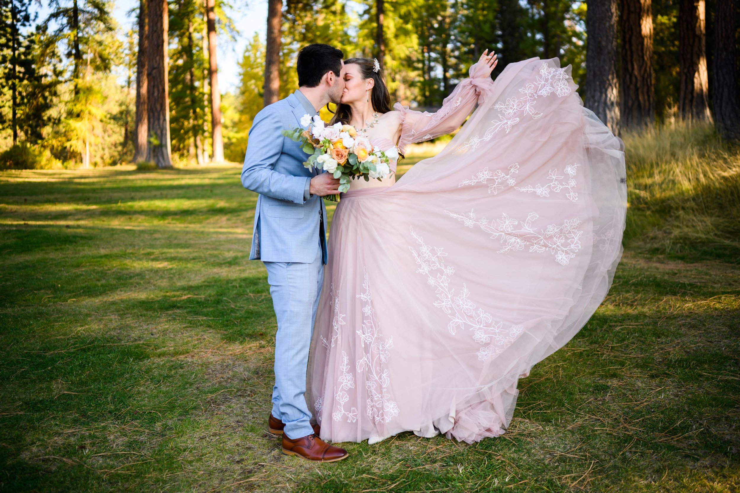 House on Metolius Sisters Oregon Wedding Photos 58.JPG