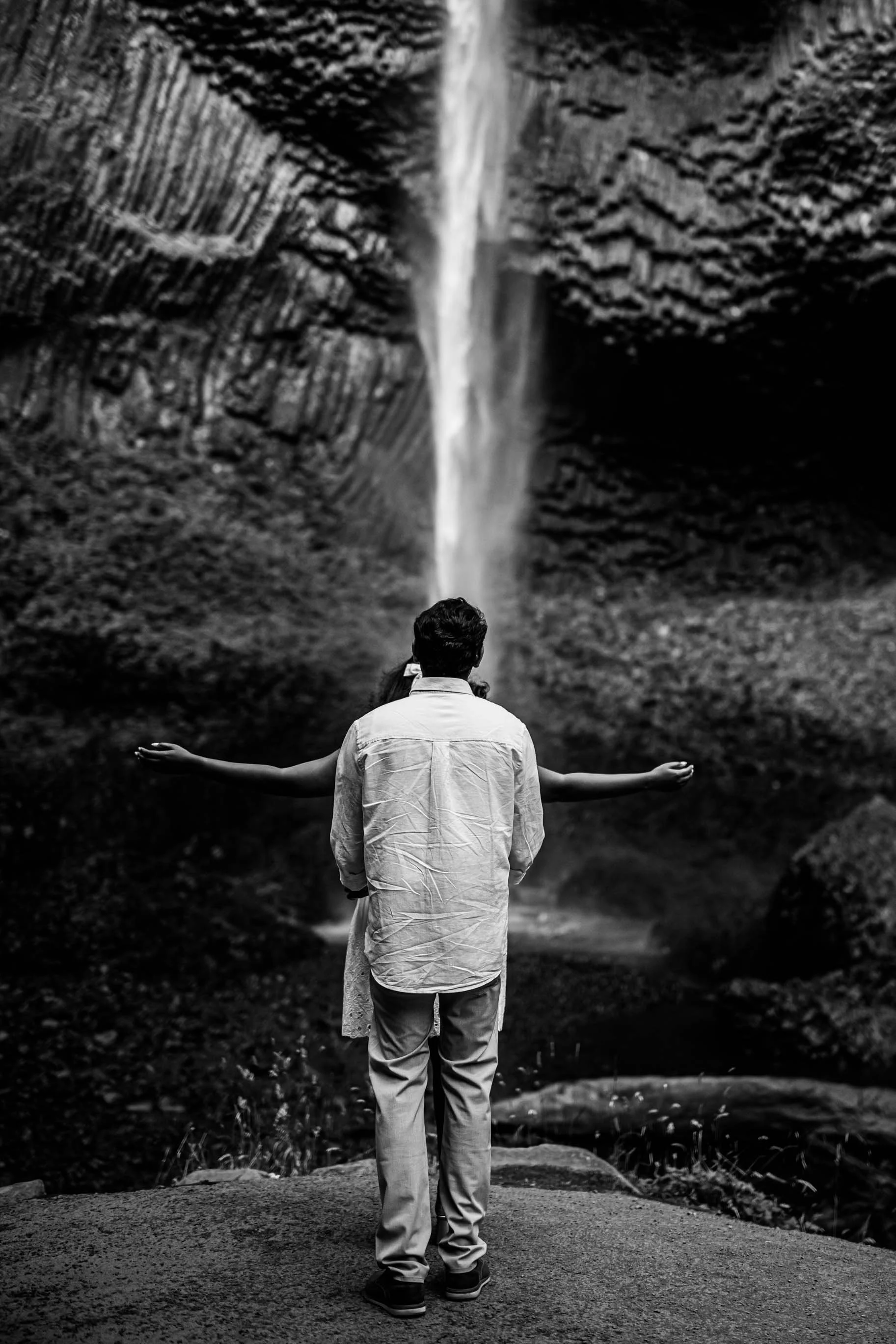 latourell falls proposal2.JPG