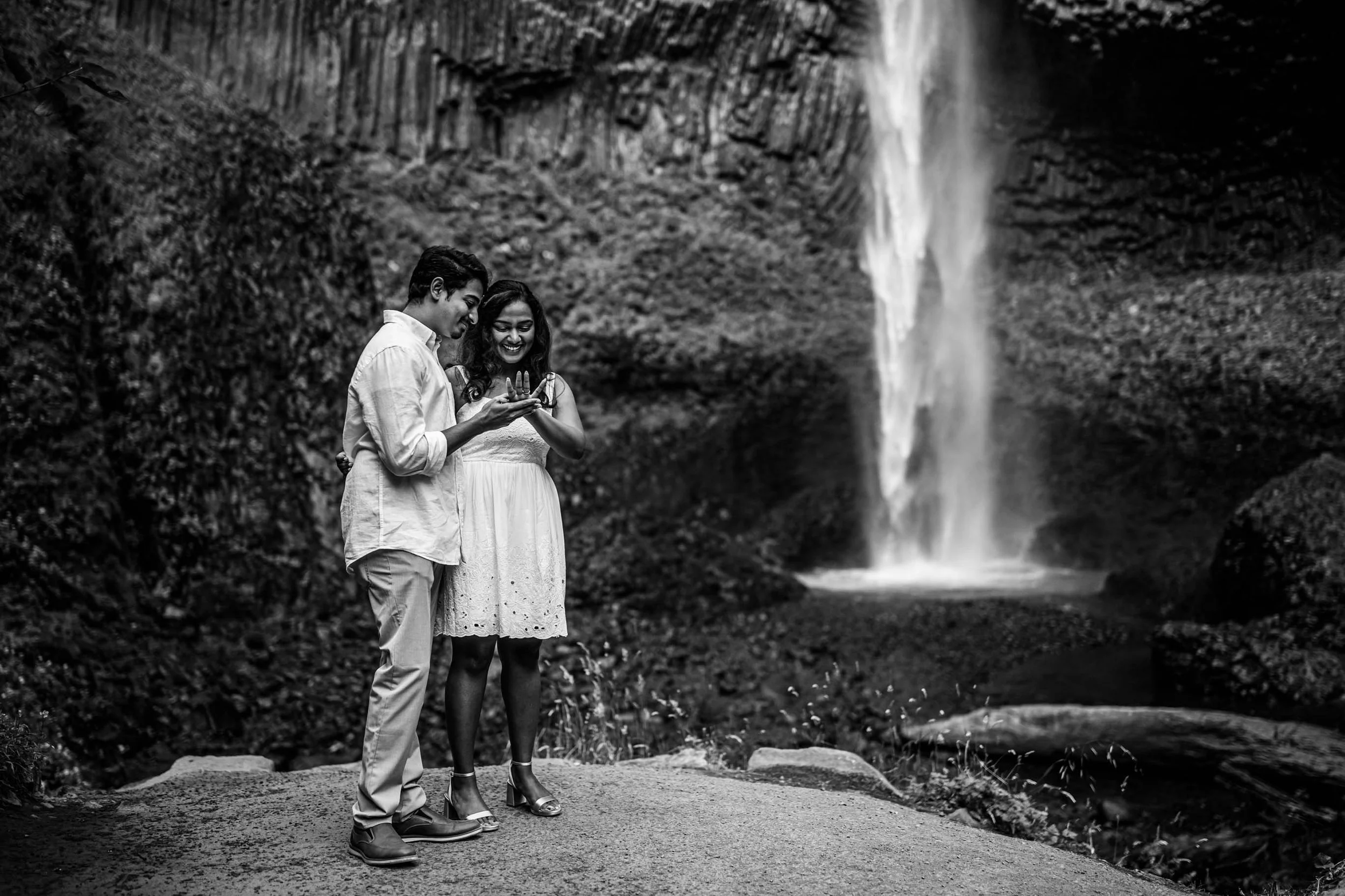 latourell falls proposal7.JPG