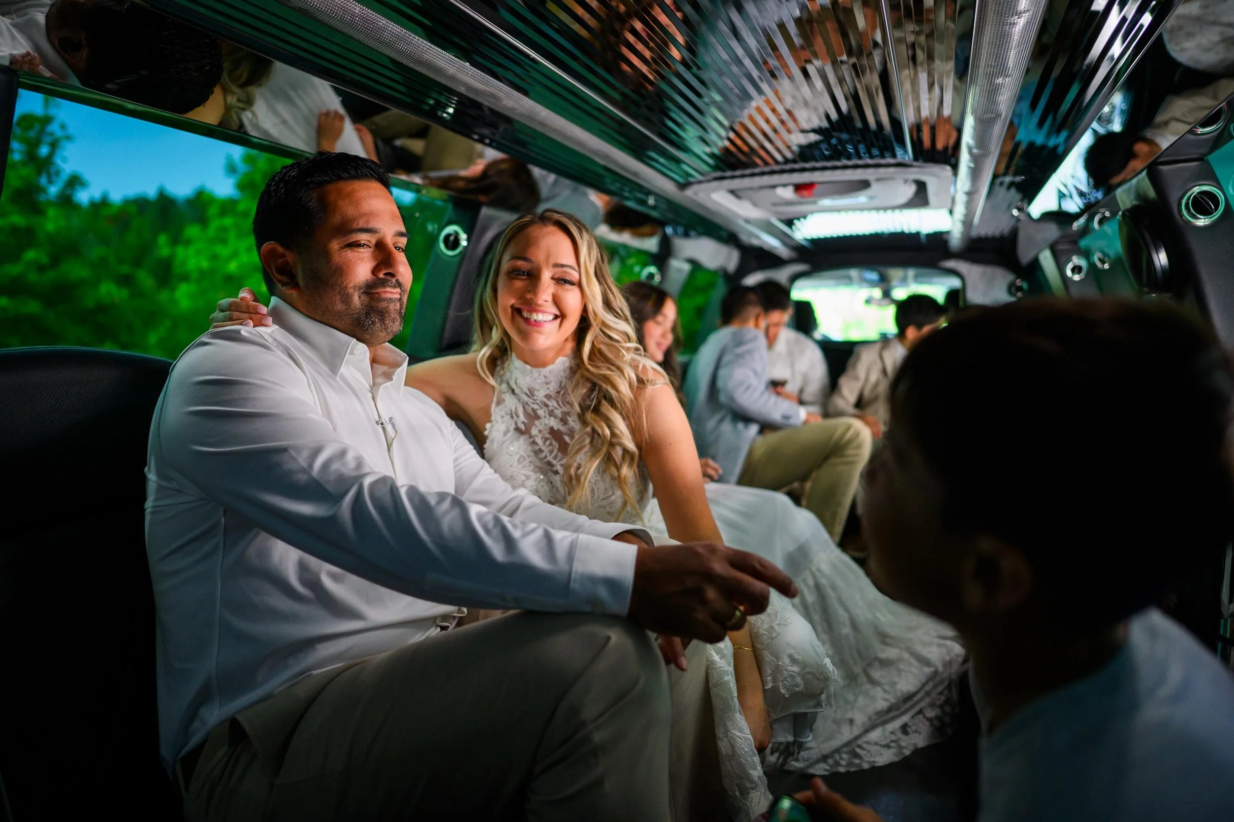 Blog Post Gorge Wedding 10.jpg