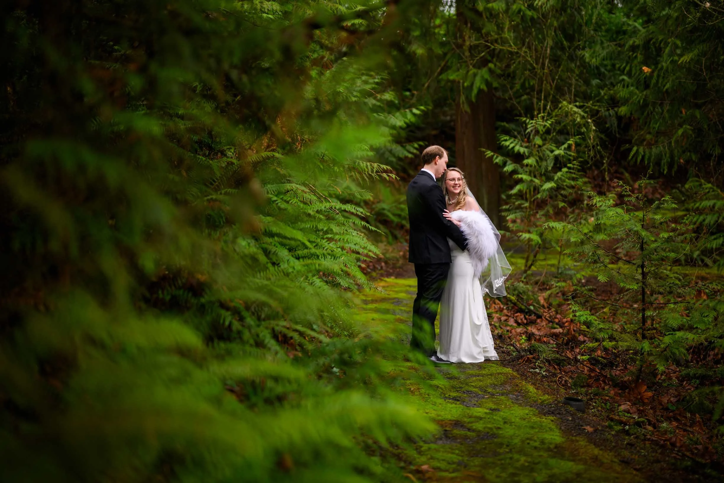 Summit Grove Lodge Wedding Photos in Washinton 41.JPG