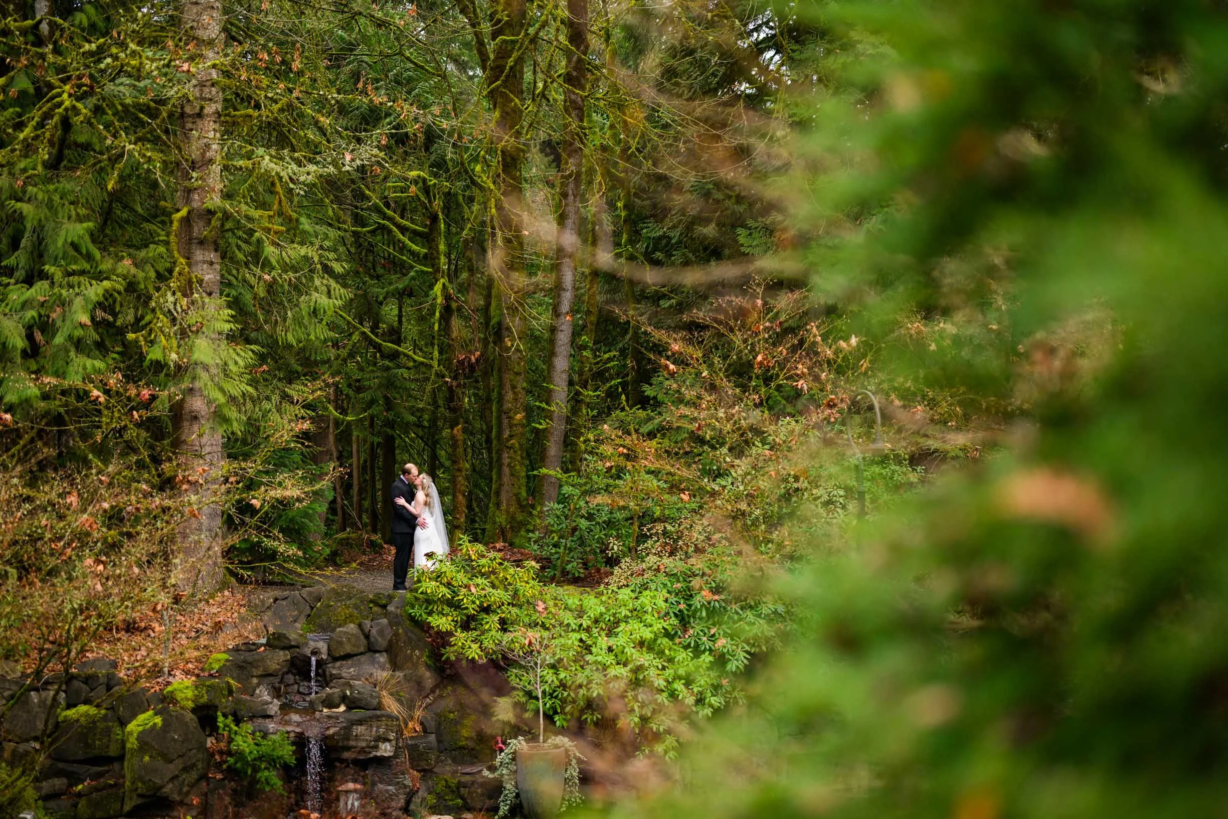 Summit Grove Lodge Wedding Photos in Washinton 44.JPG