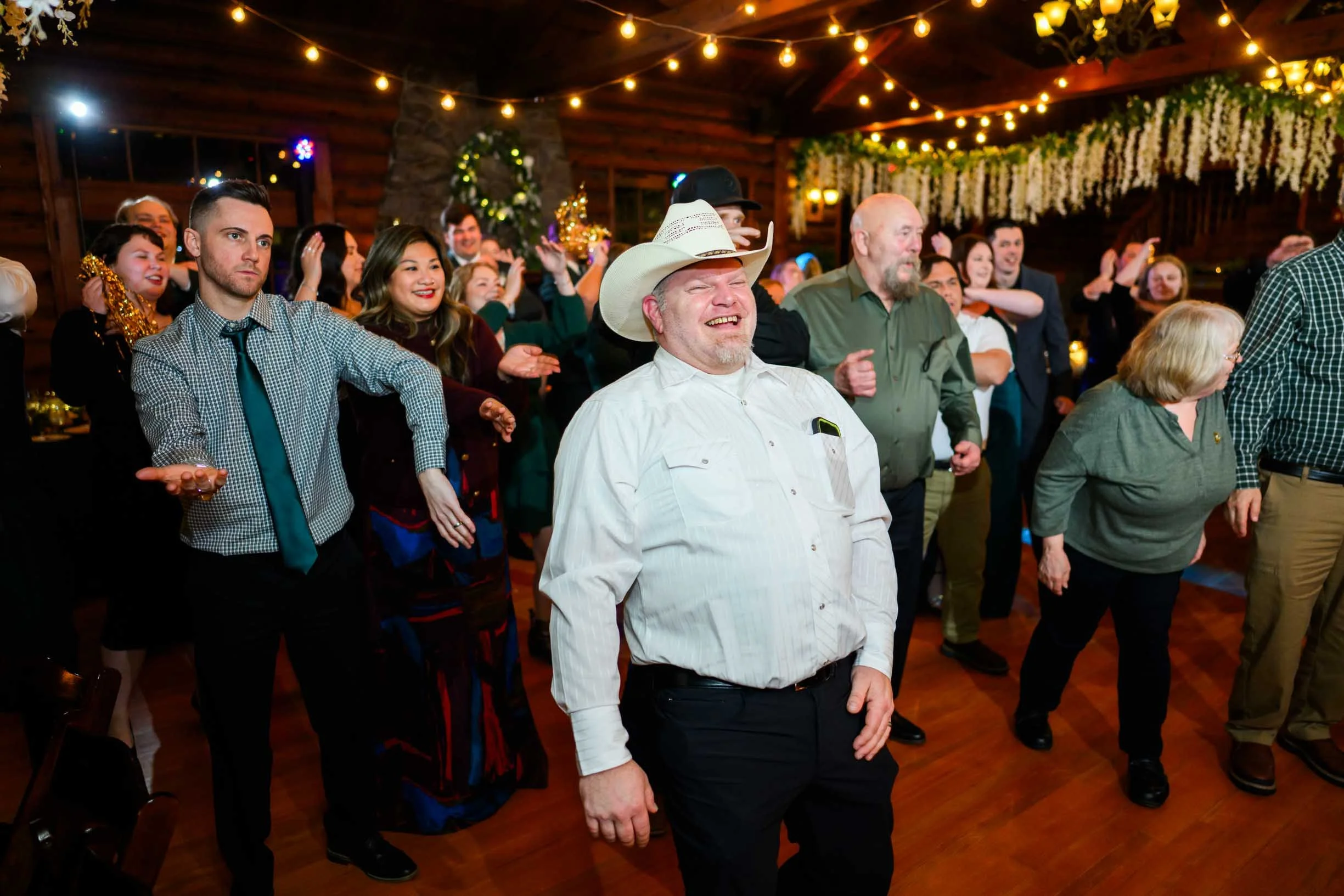 Summit Grove Lodge Wedding Photos in Washinton 123.JPG