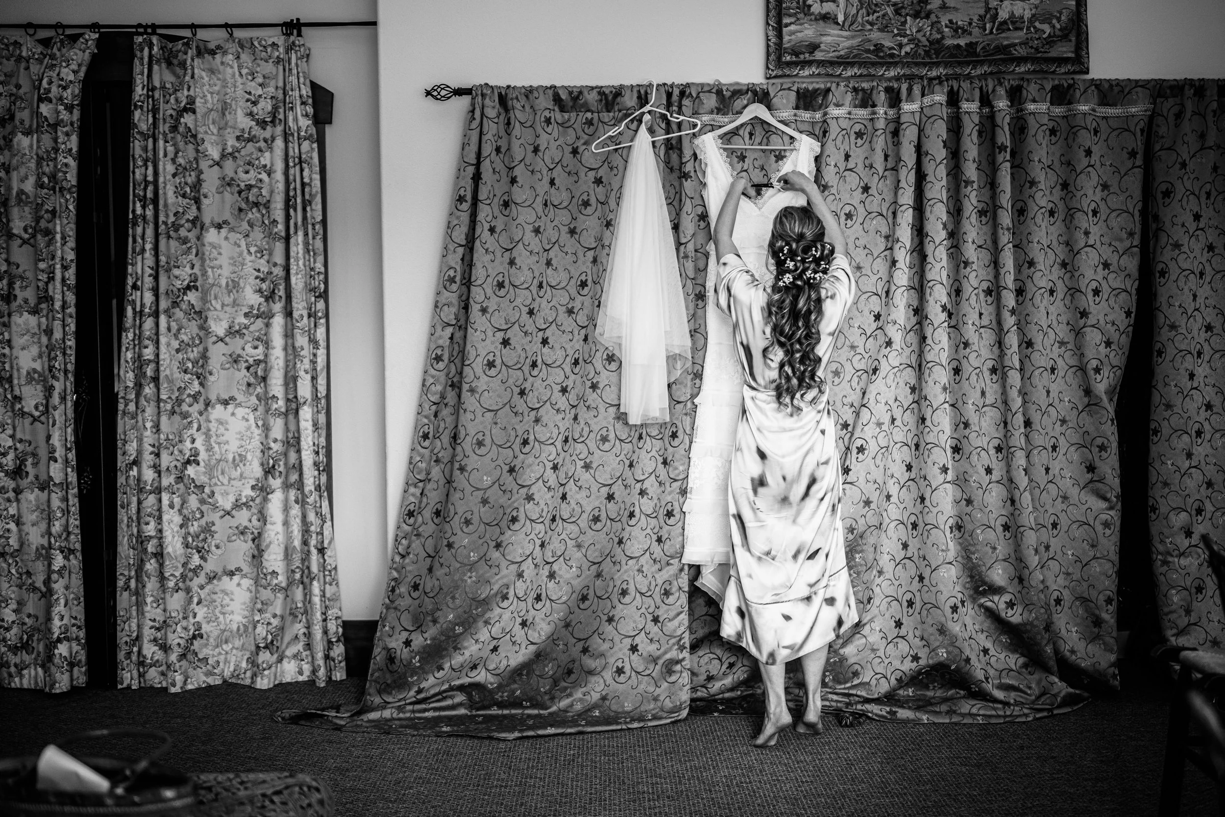 Zenith Vineyard Wedding Photos Oregon Wedding Photographer 17.jpg