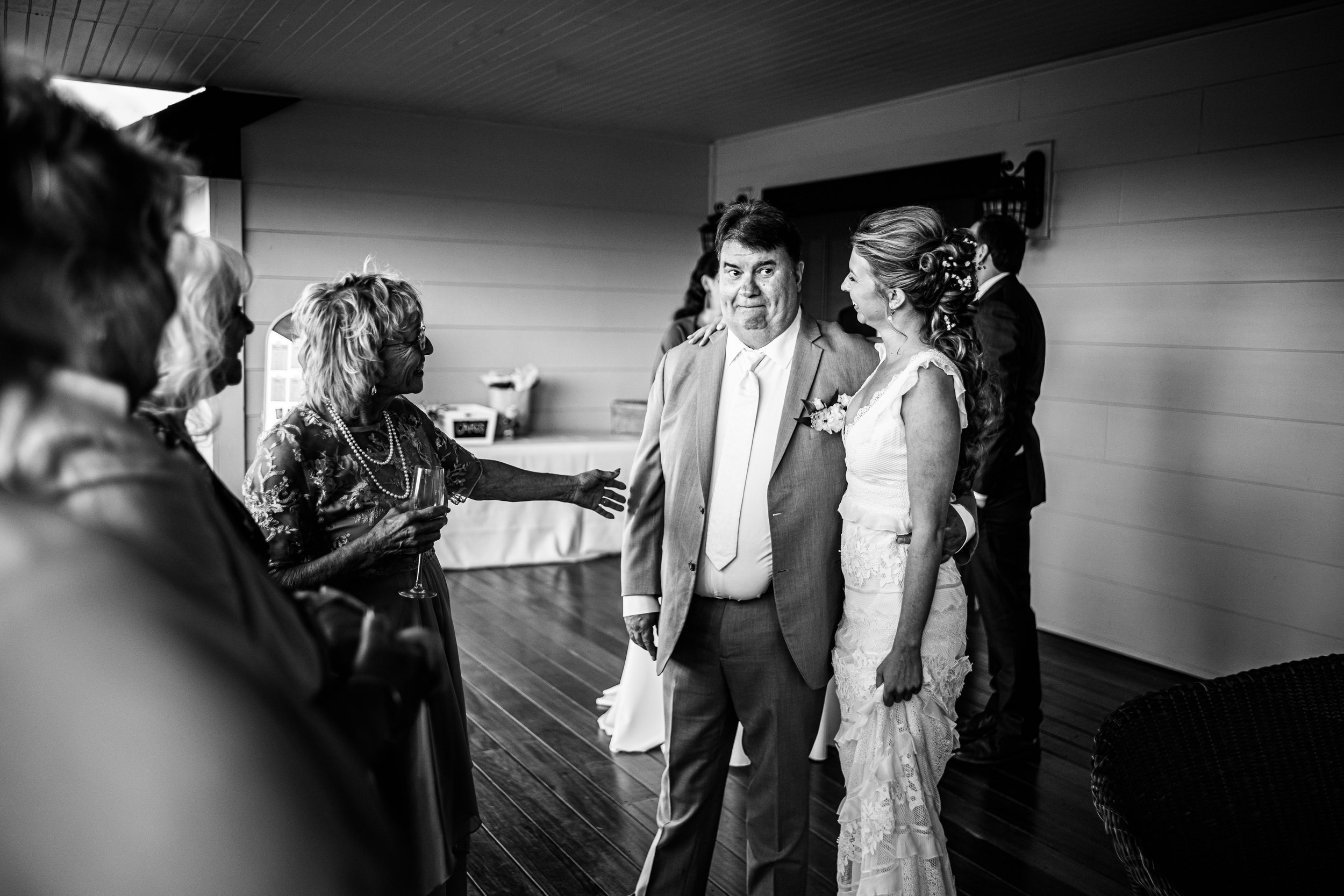 Zenith Vineyard Wedding Photos Oregon Wedding Photographer 62.jpg