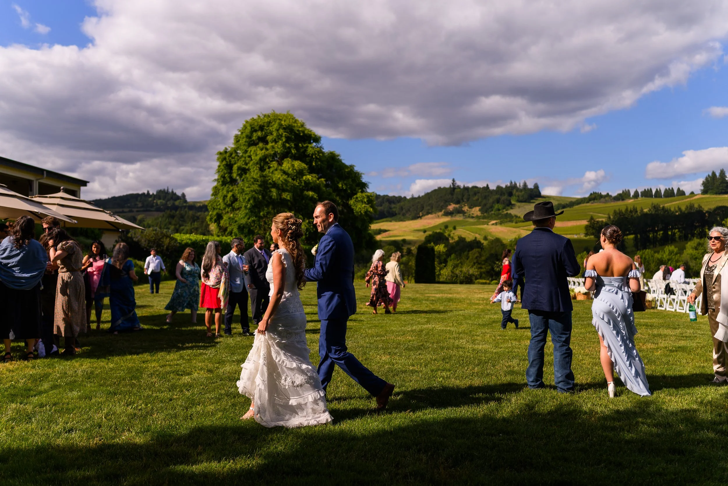 Zenith Vineyard Wedding Photos Oregon Wedding Photographer 67.jpg