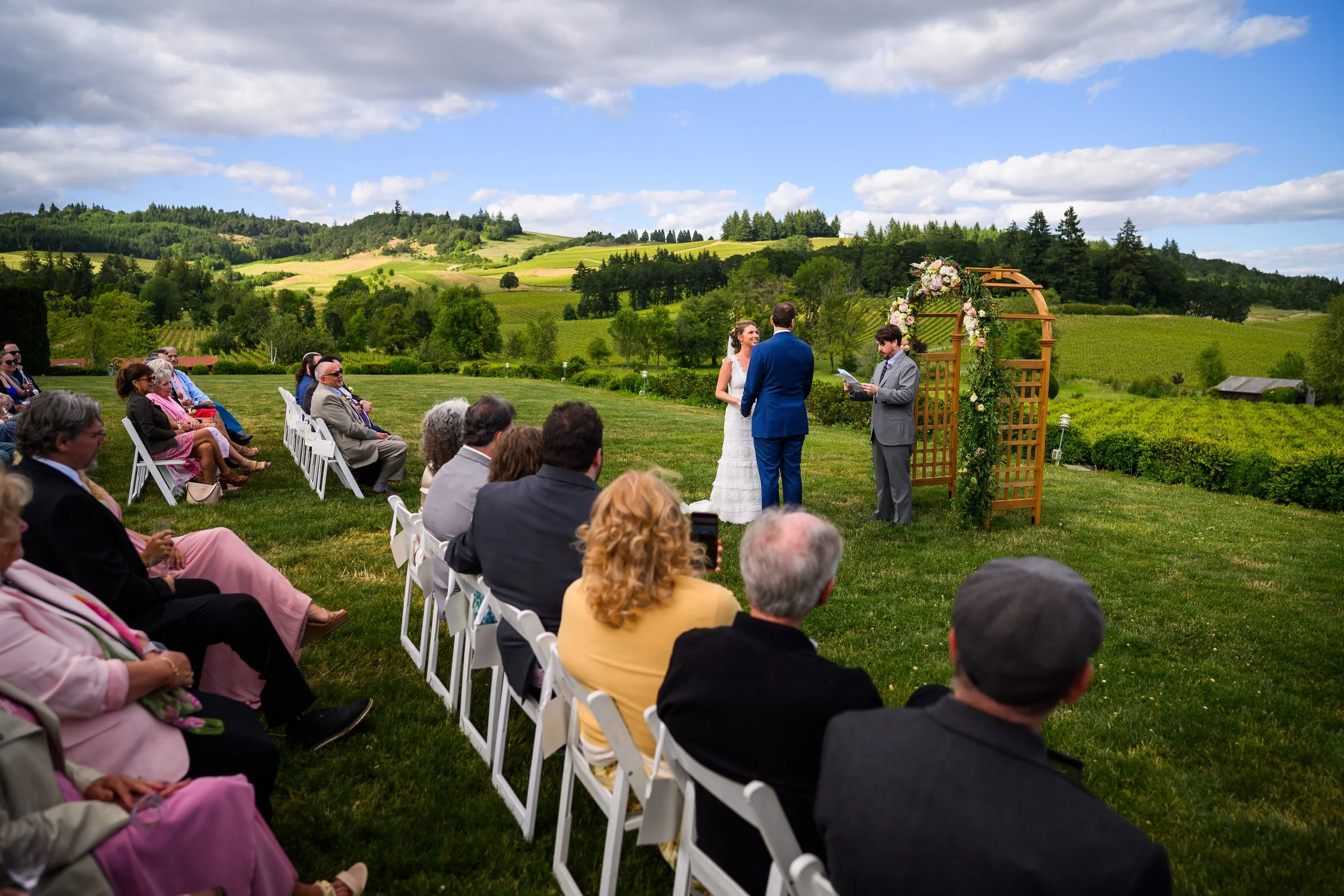 Zenith Vineyard Wedding Photos Oregon Wedding Photographer 78.jpg