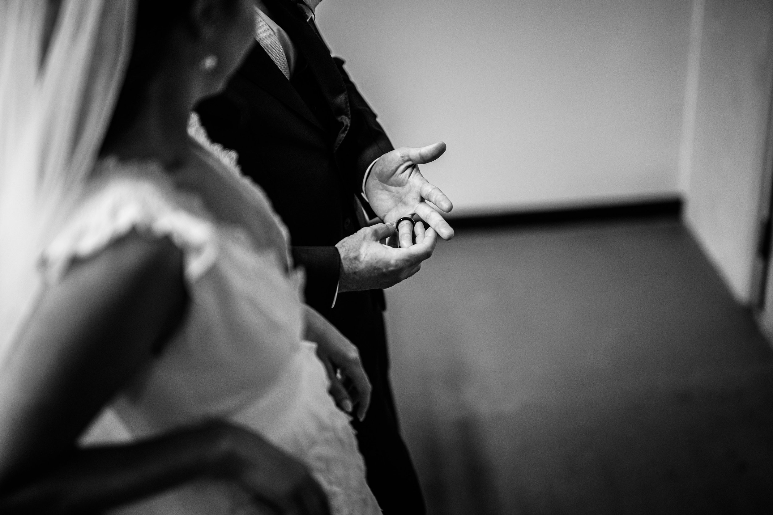 Zenith Vineyard Wedding Photos Oregon Wedding Photographer 94.jpg